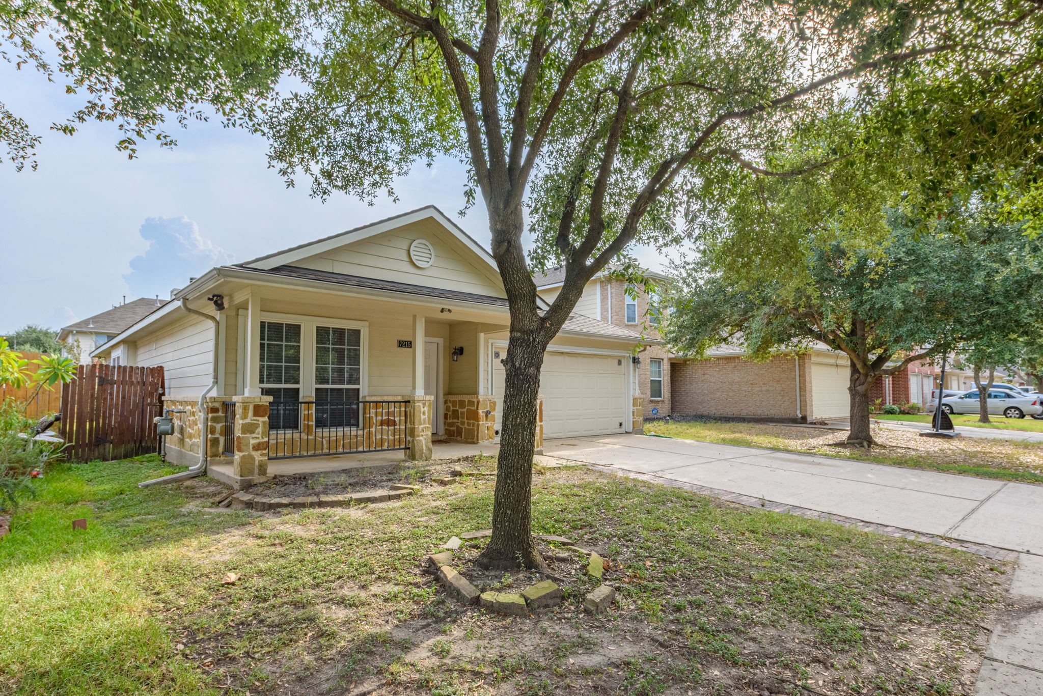 7215 Junco Drive Property Photo 3