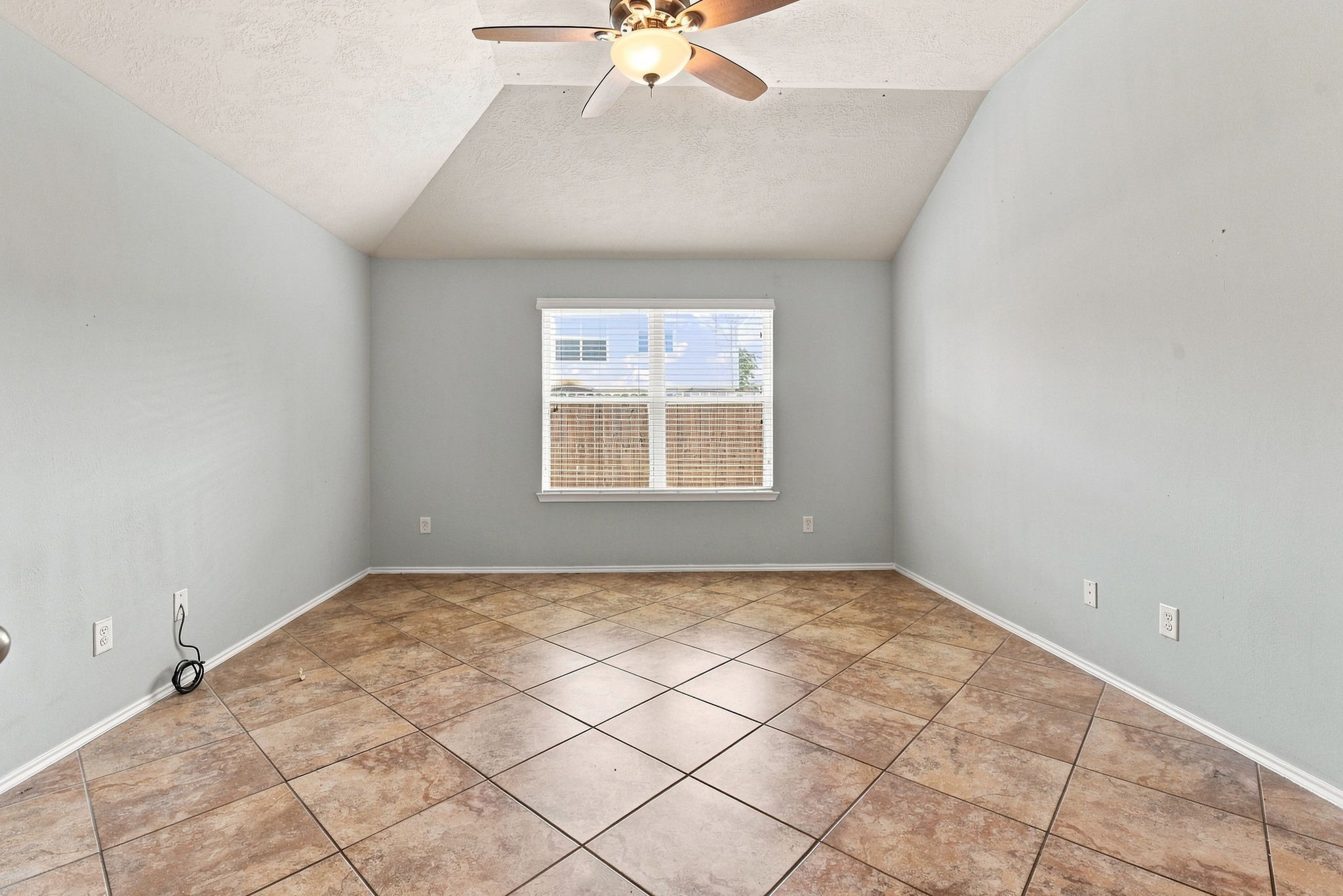 7215 Junco Drive Property Photo 22