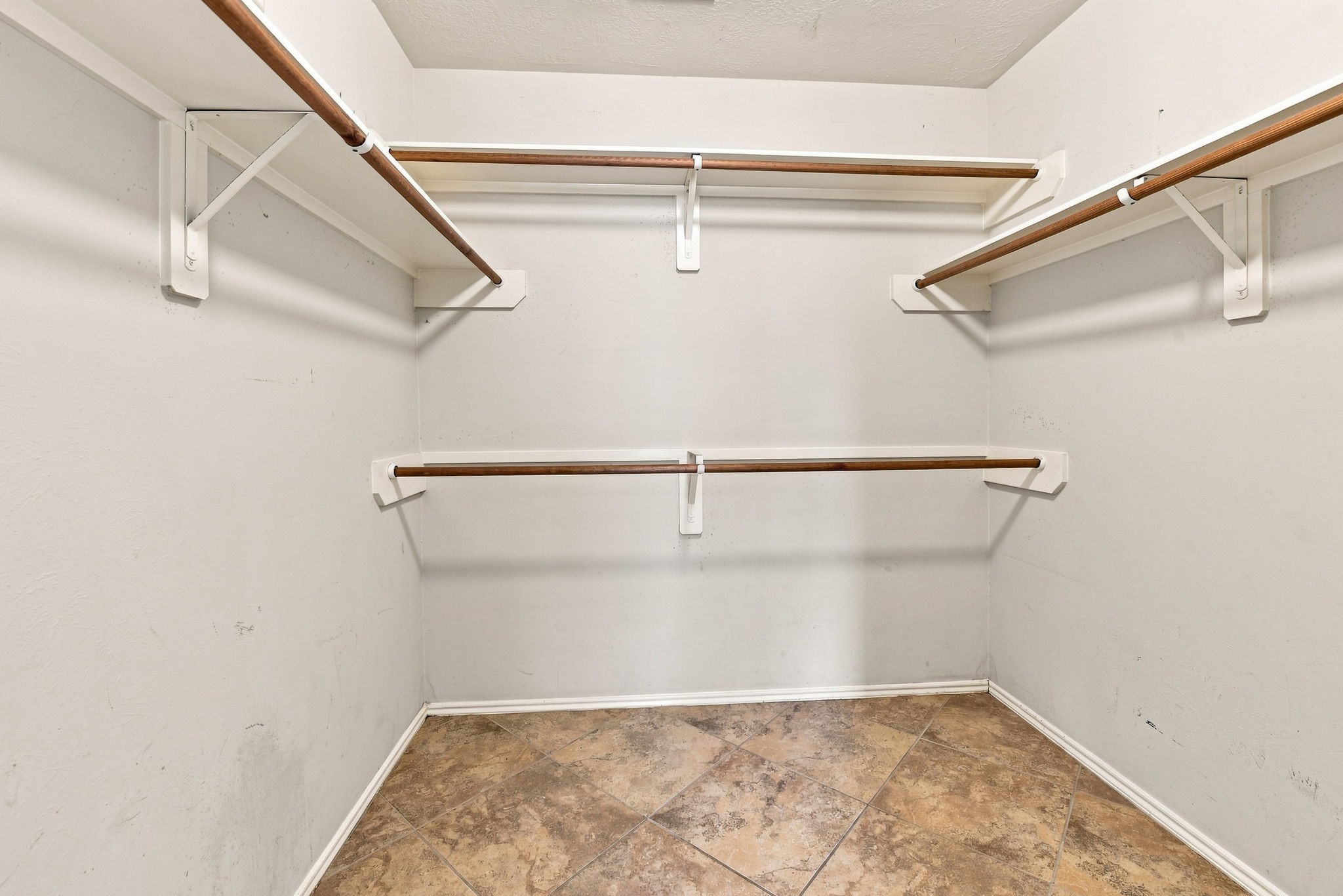 7215 Junco Drive Property Photo 25