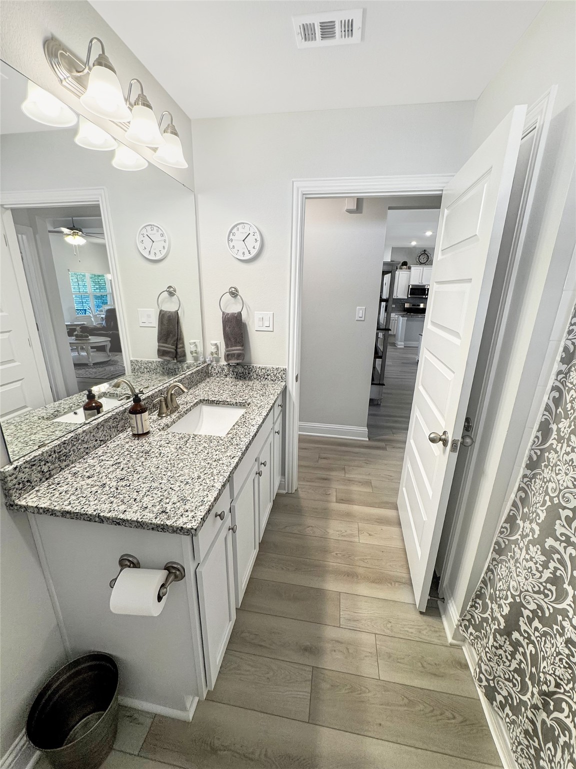 608 Greystone Lane Property Photo 18