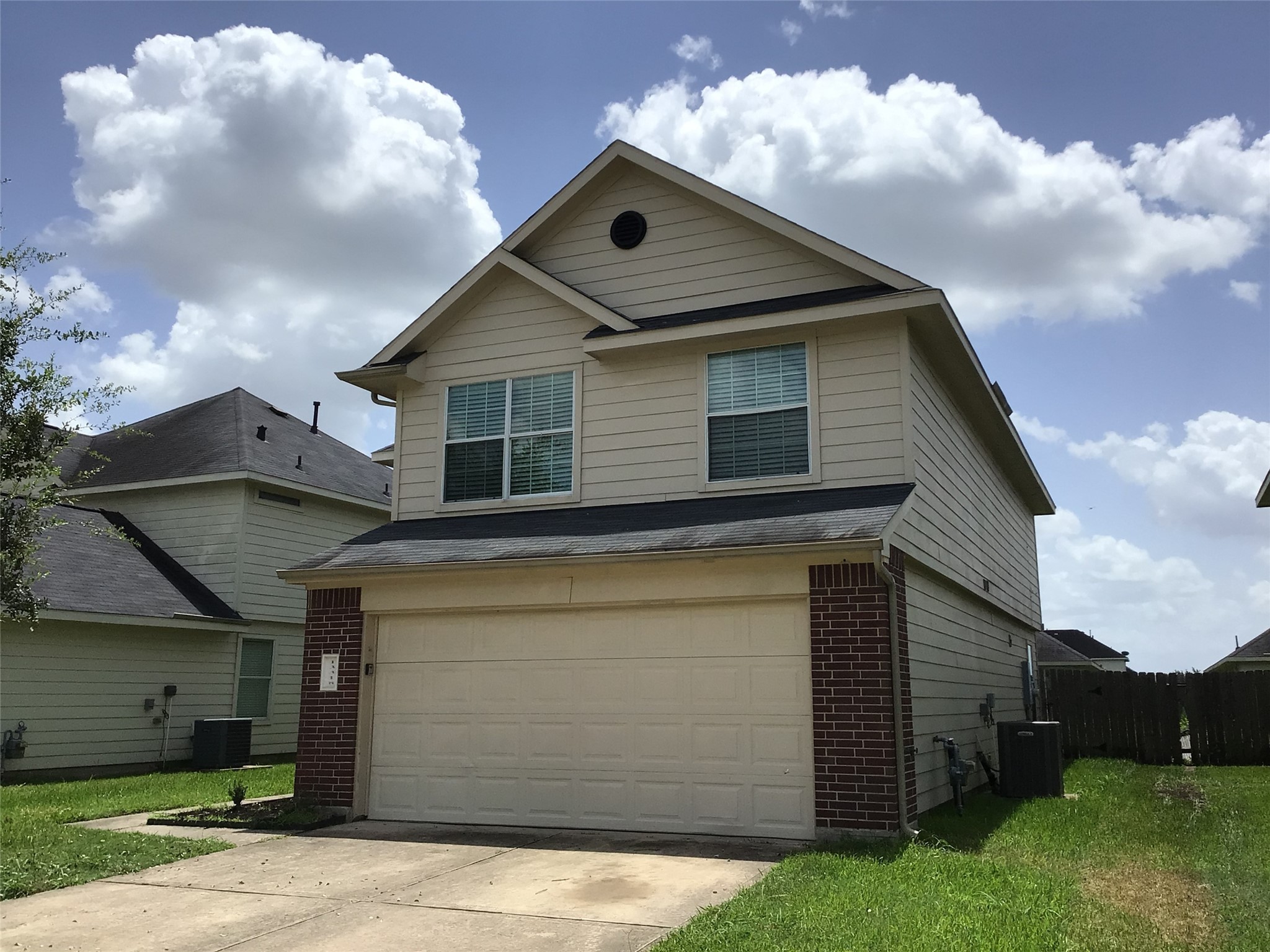 13318 Ambrosa Drive Property Photo 2