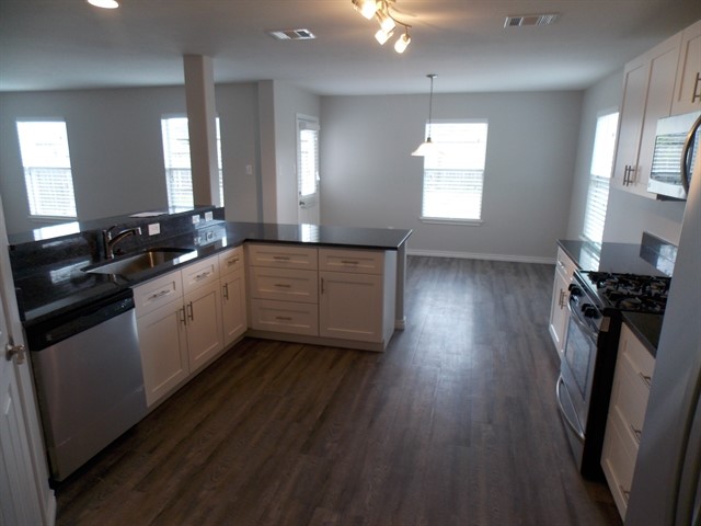 13318 Ambrosa Drive Property Photo 3