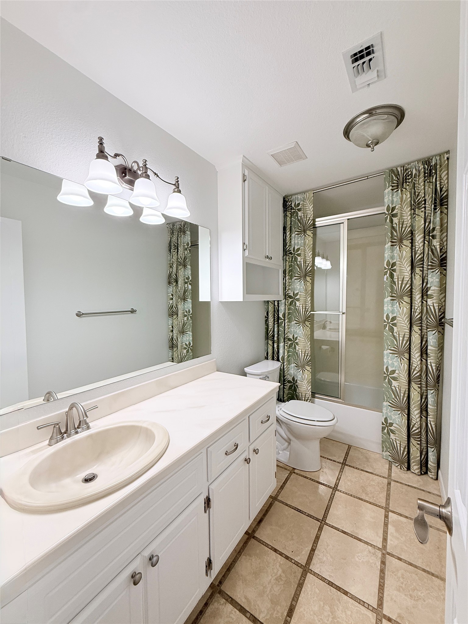 2902 Willow Creek Drive Property Photo 20