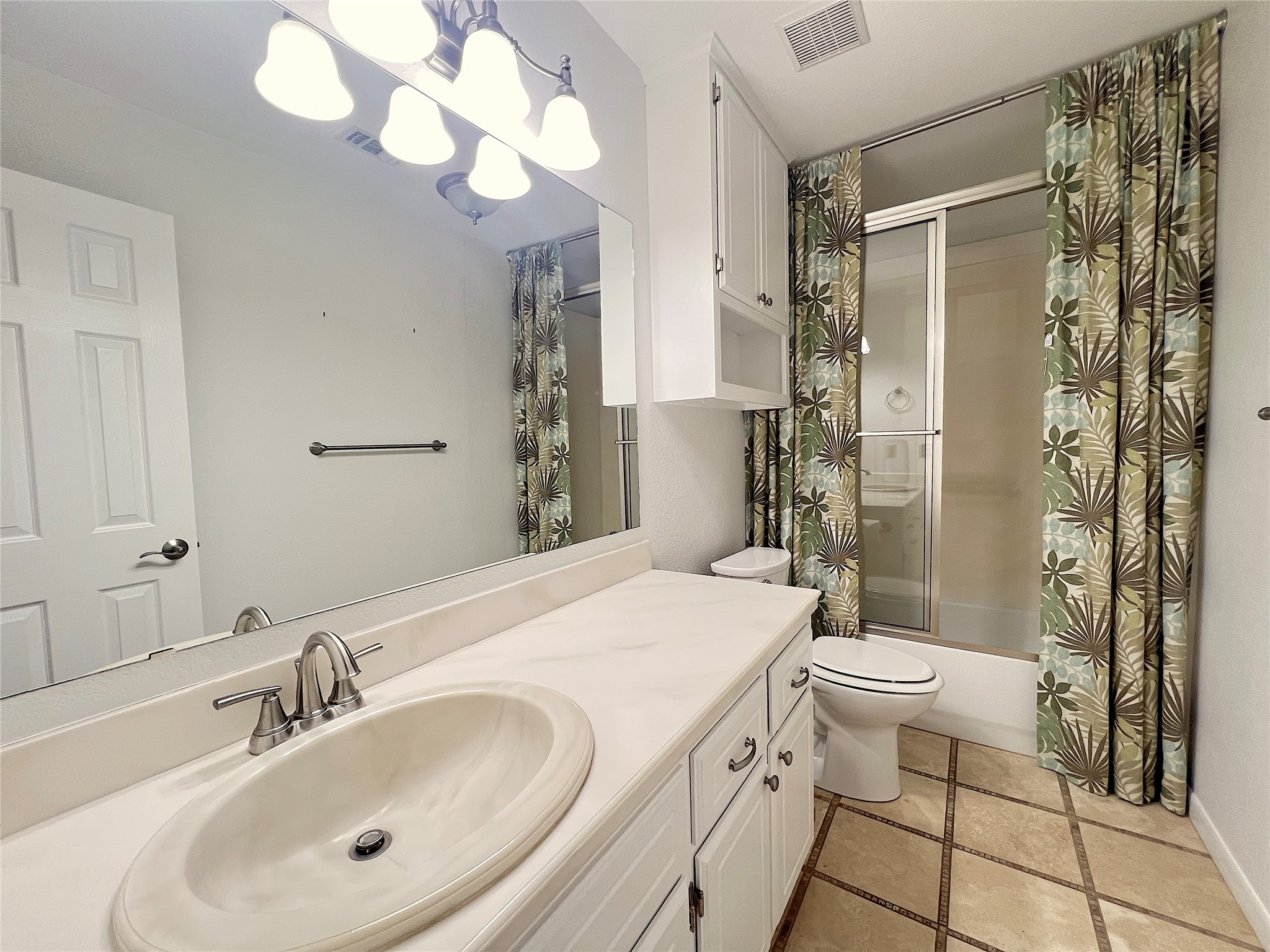 2902 Willow Creek Drive Property Photo 21