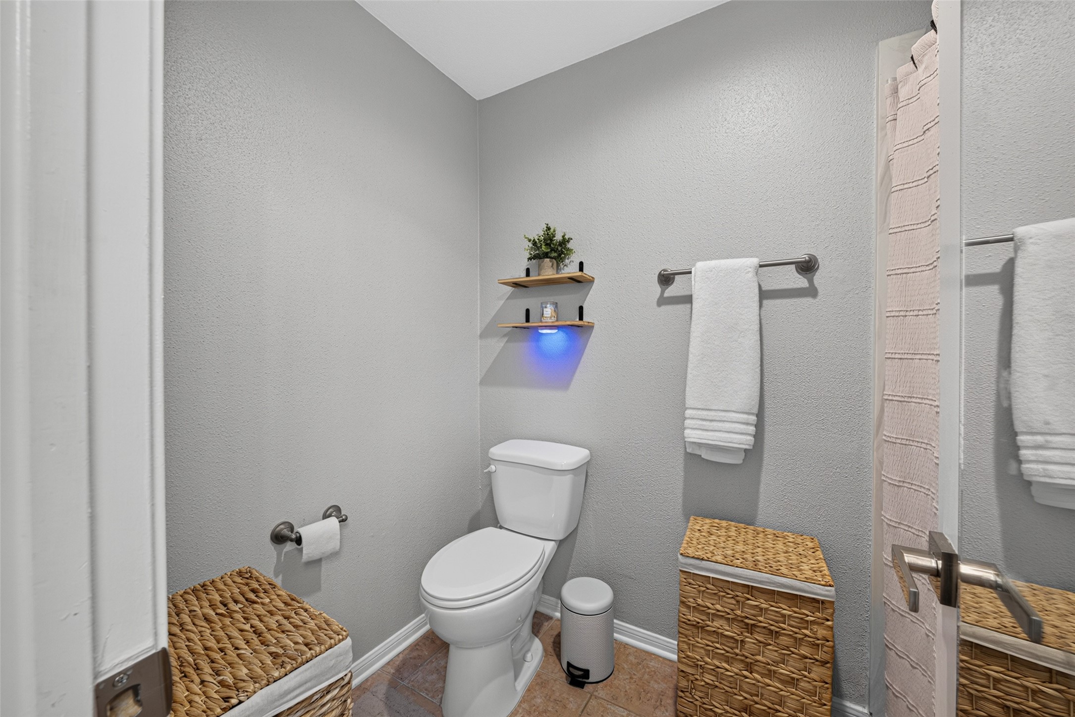 2121 El Paseo Street 1703 Property Photo 22