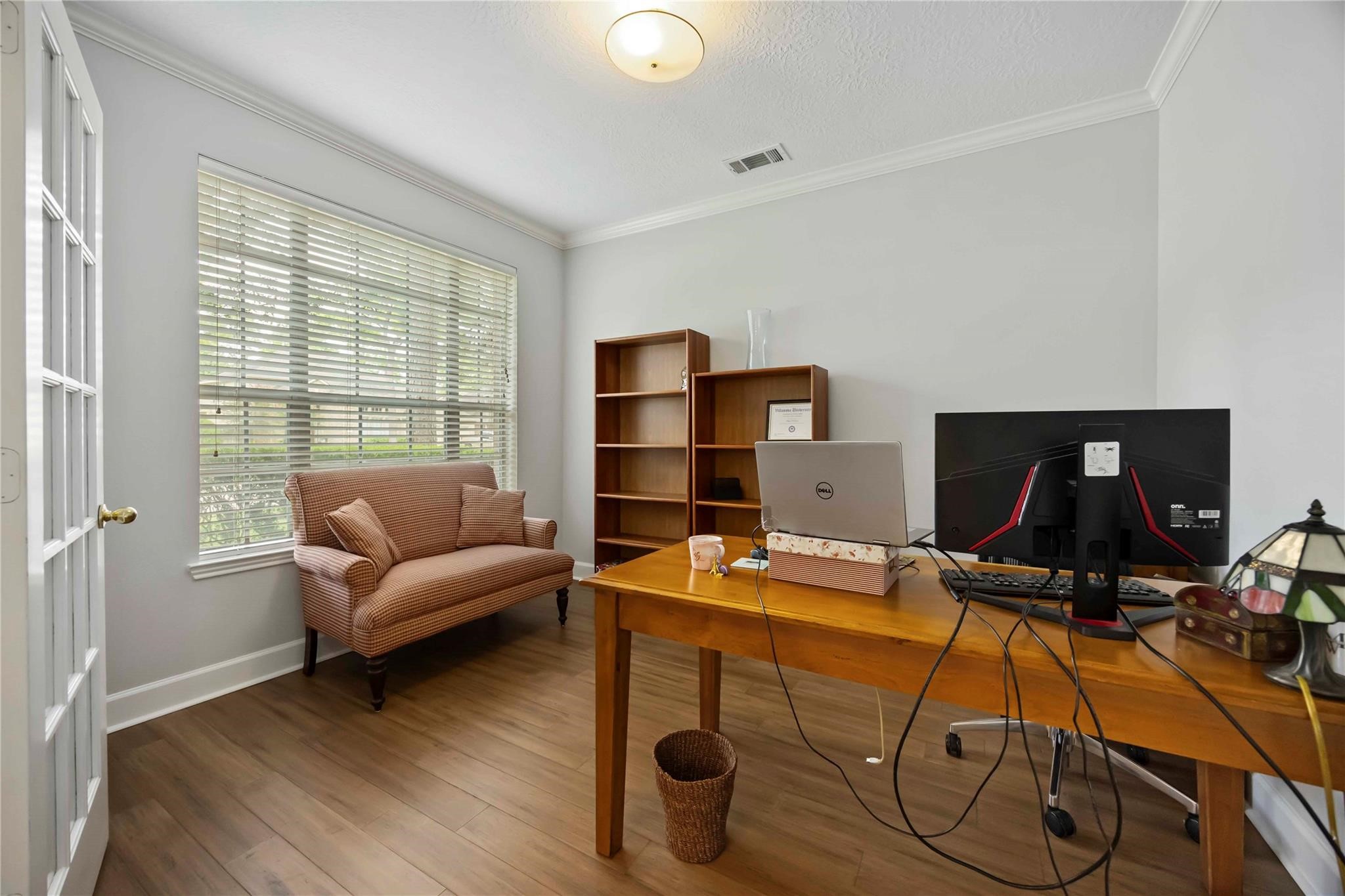 13611 Delacey Lane Property Photo 4