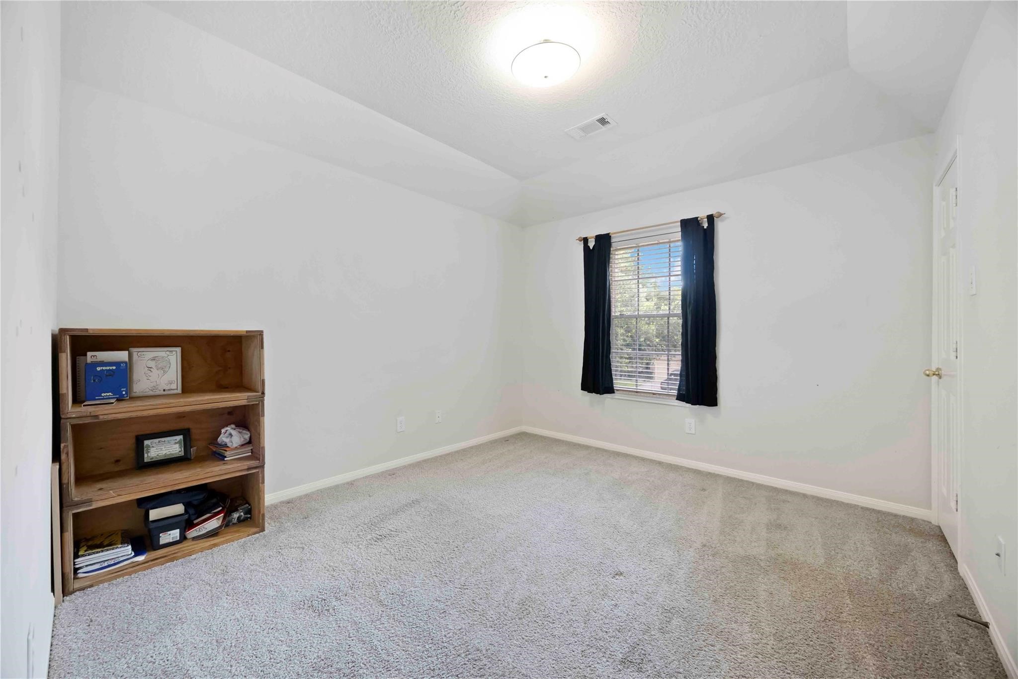 13611 Delacey Lane Property Photo 23