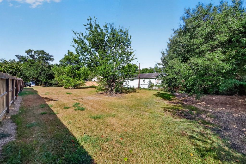 5122 Wilmington Street Property Photo 4