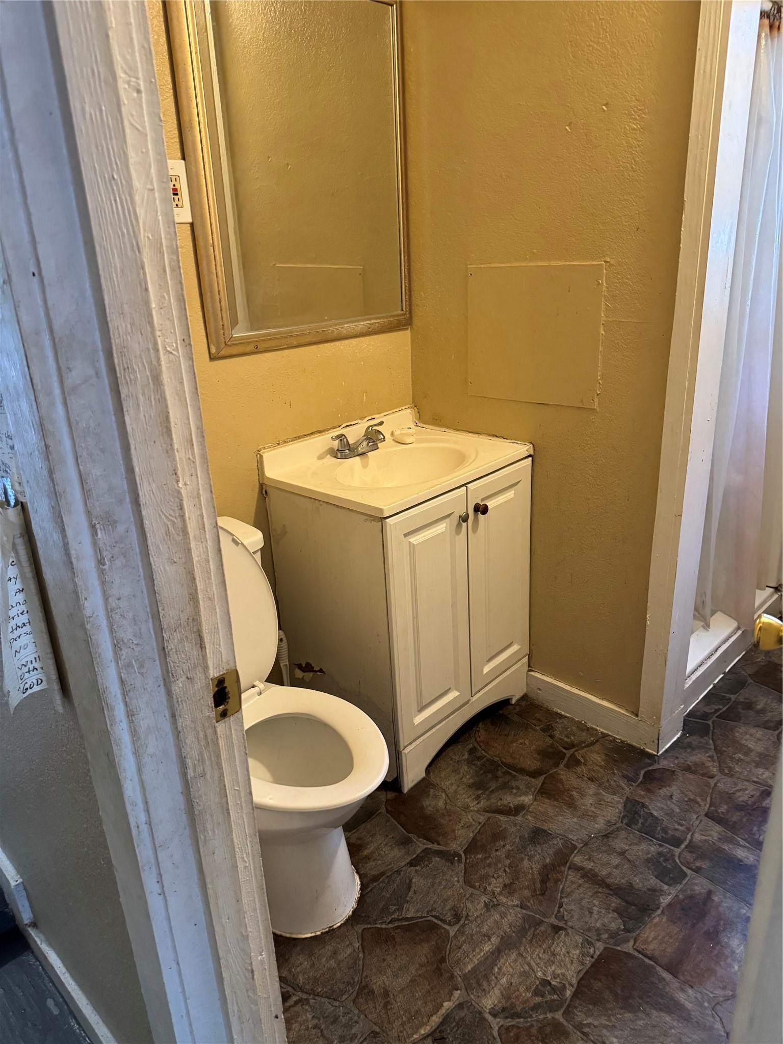 2512 Altoona Street Property Photo 15