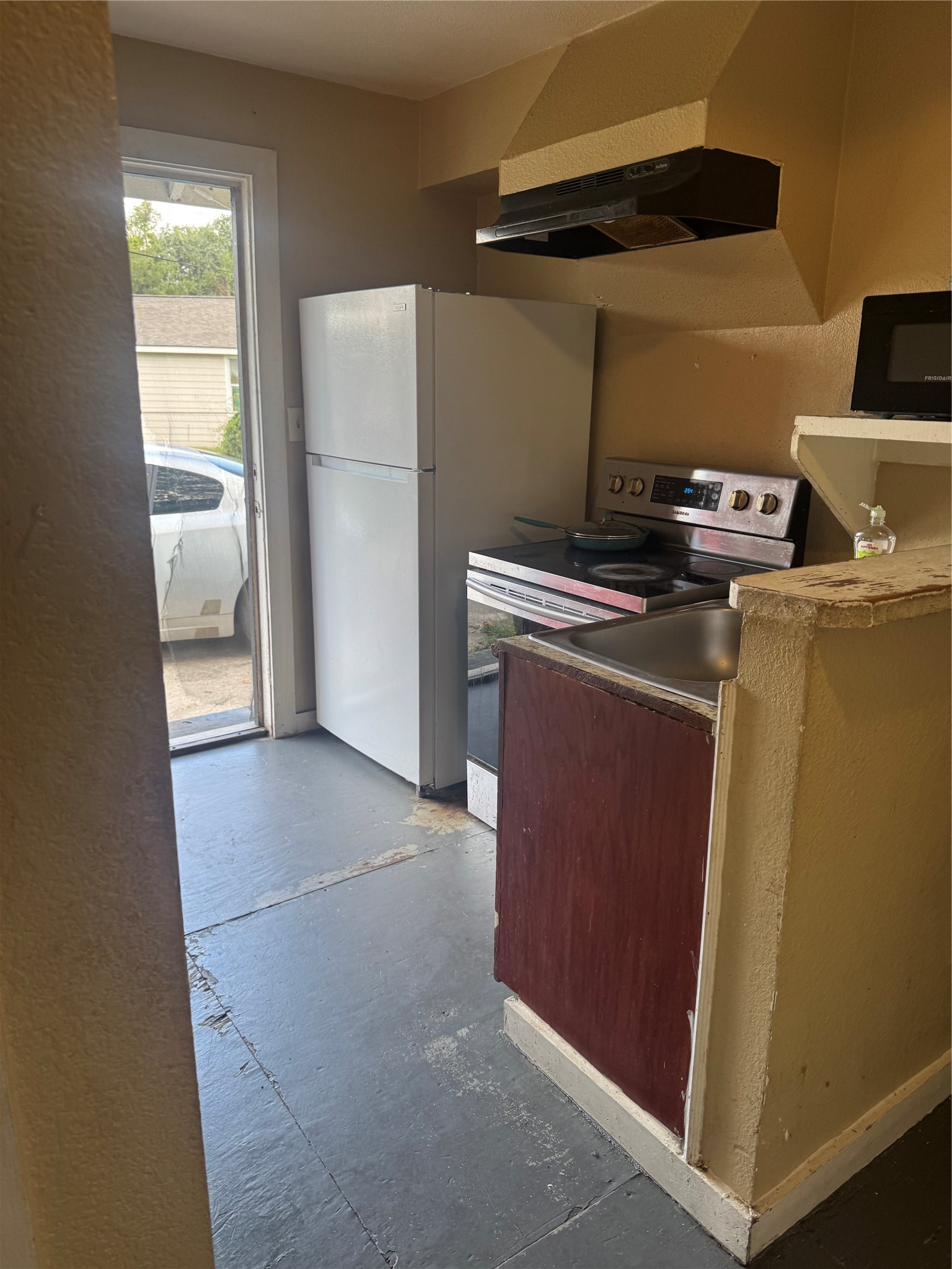 2512 Altoona Street Property Photo 17