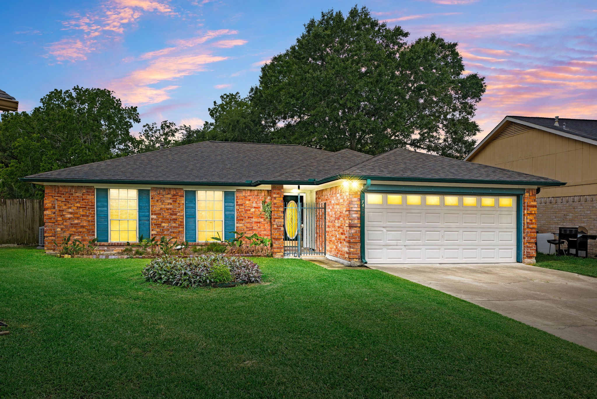 7406 Sierra Grande Court Property Photo 1