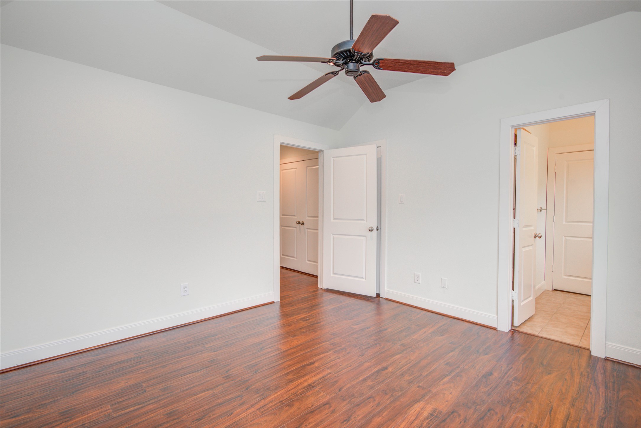 2414 Charleston Street B Property Photo 34