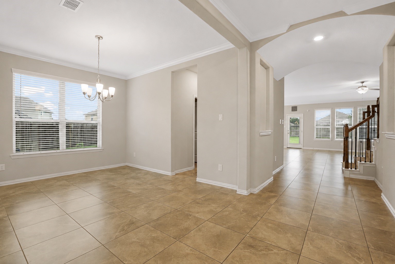 8903 Lost Castle Way Property Photo 6