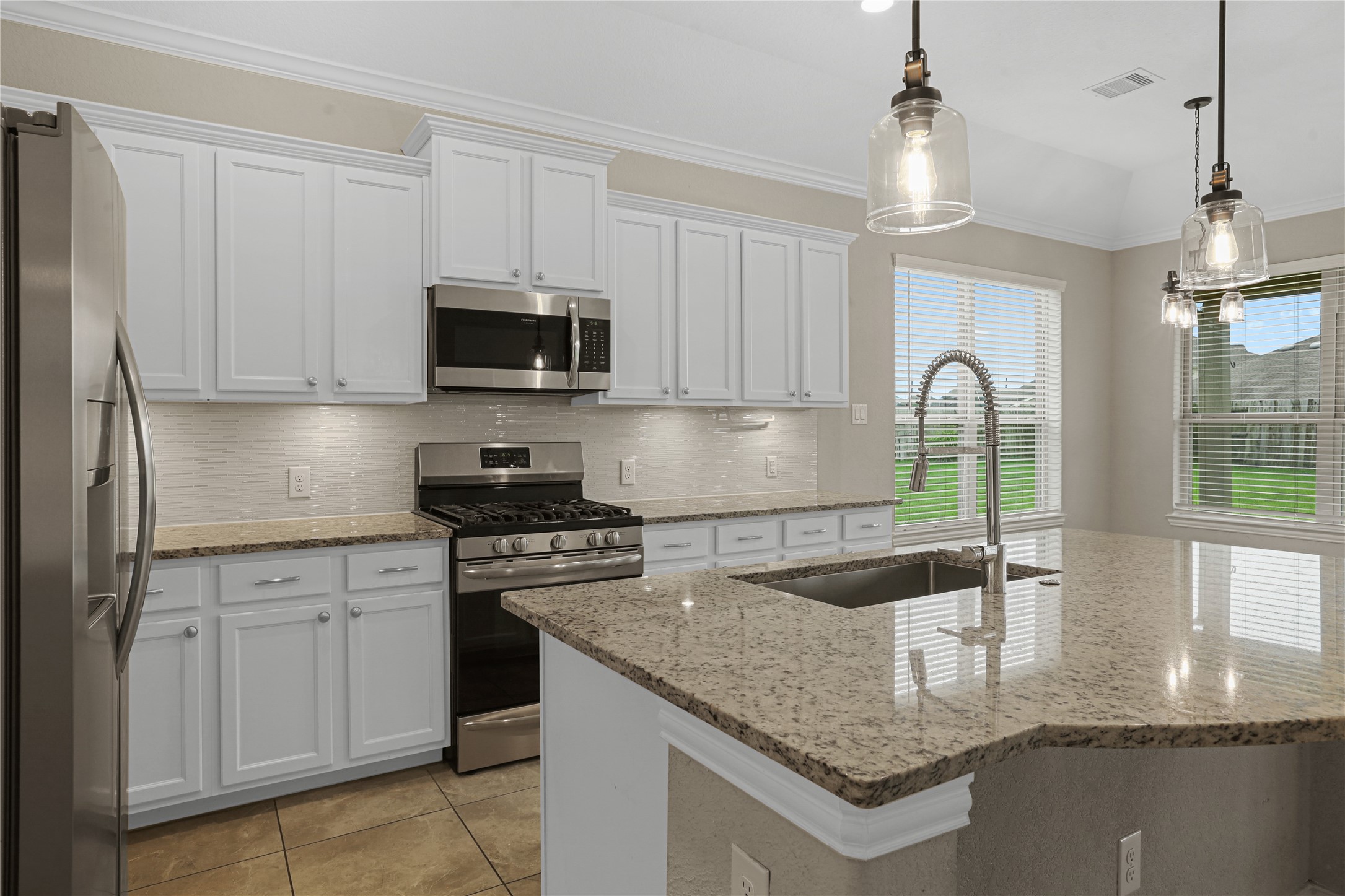 8903 Lost Castle Way Property Photo 9