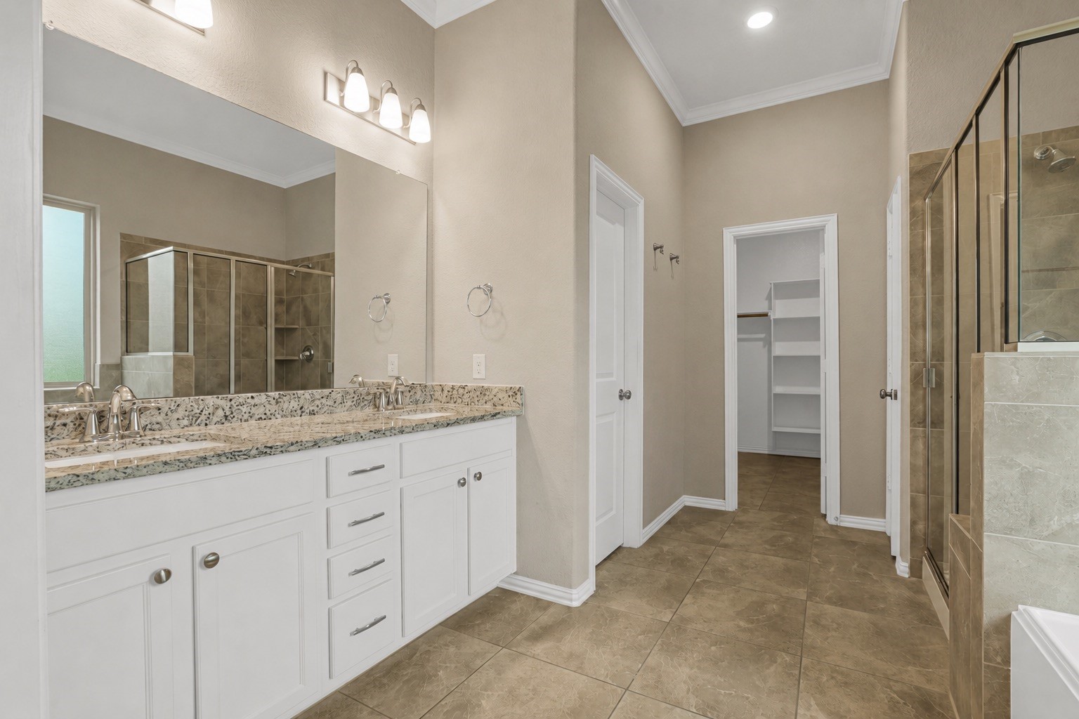 8903 Lost Castle Way Property Photo 17