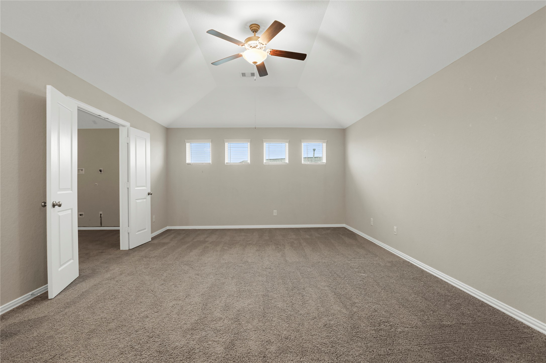 8903 Lost Castle Way Property Photo 29