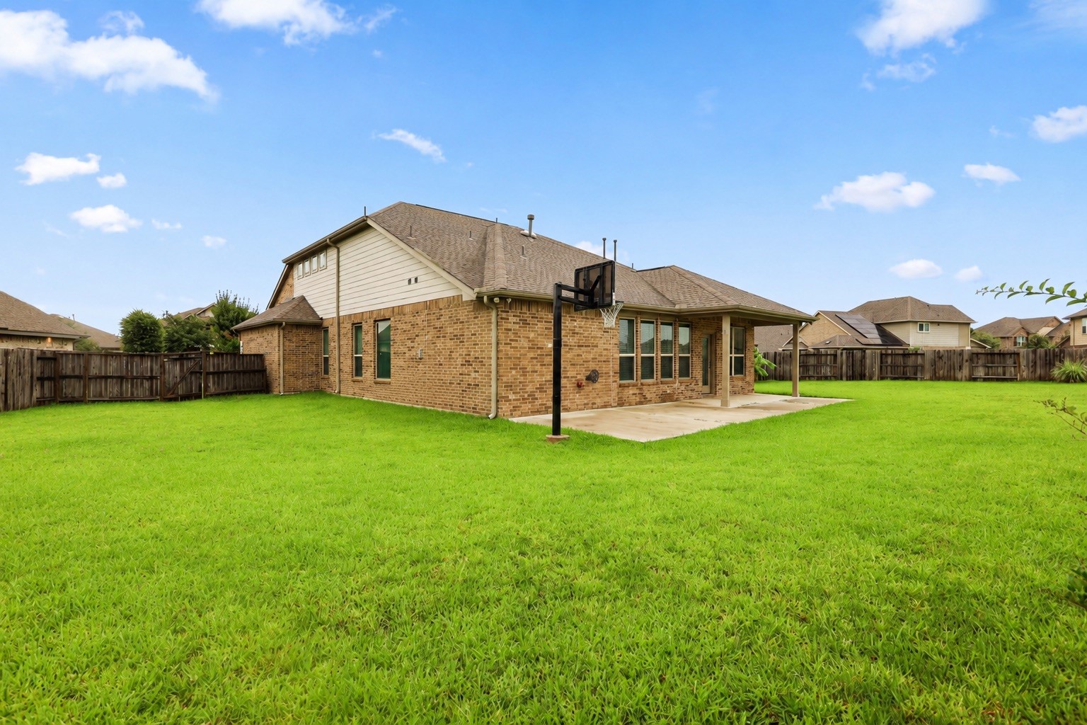 8903 Lost Castle Way Property Photo 36
