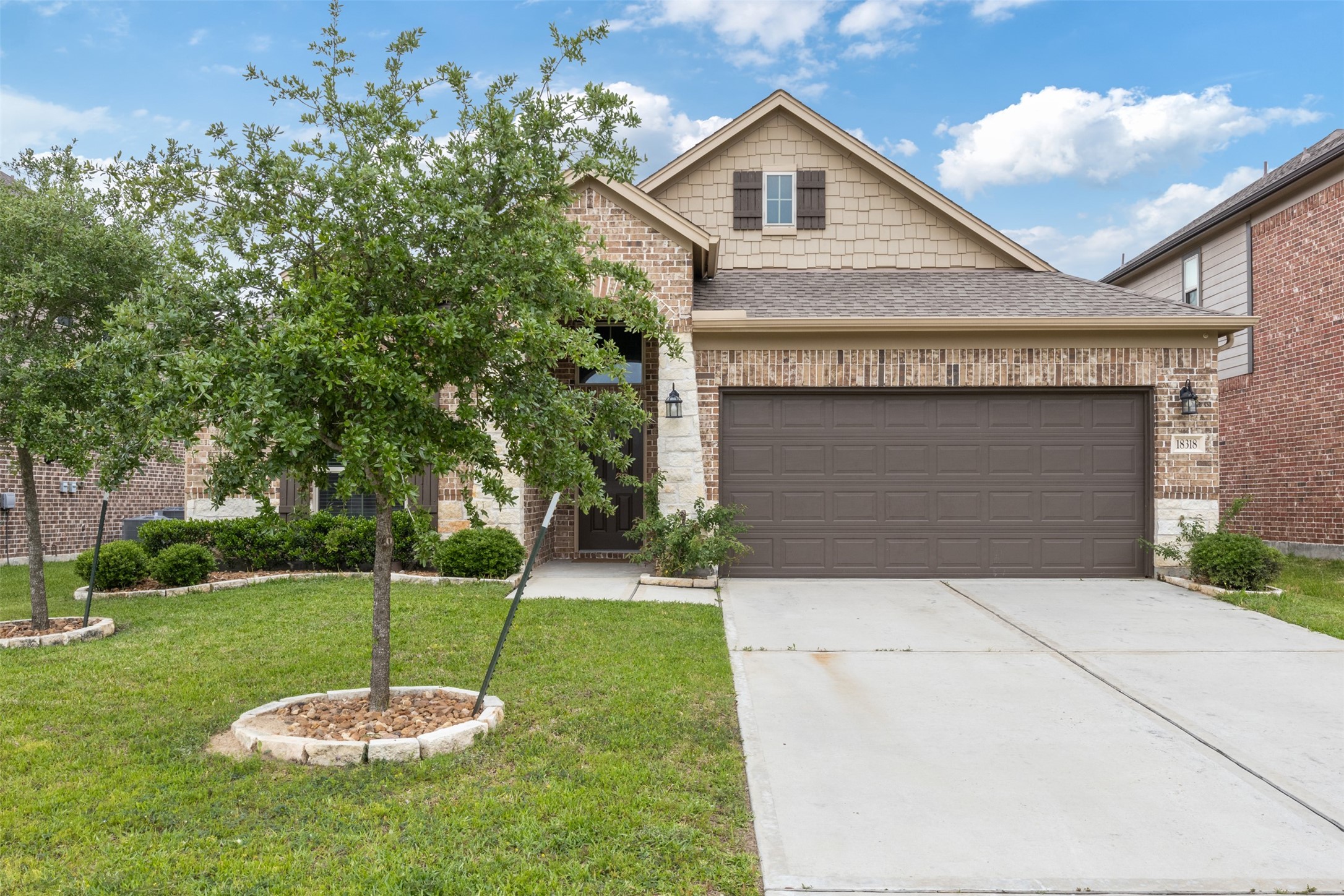 18318 Shallow Hill Court Property Photo 1