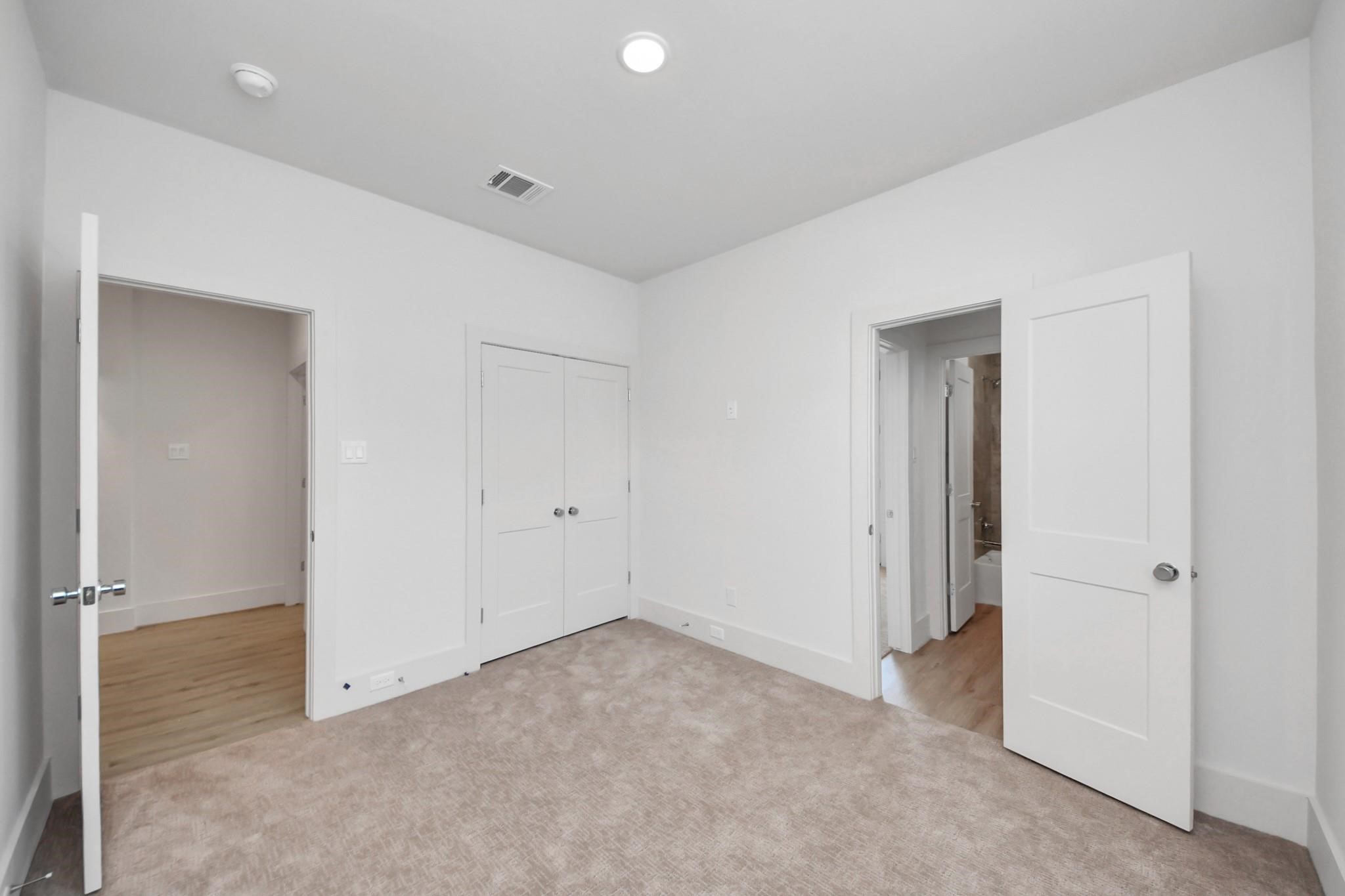 1043 Glen Avenue Property Photo 20