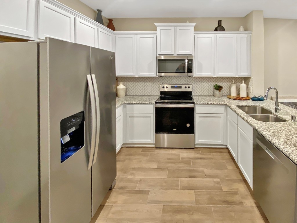 11922 Amber Oak Way Property Photo 14