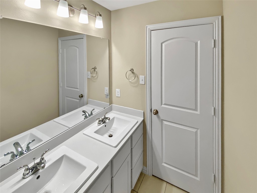 11922 Amber Oak Way Property Photo 28