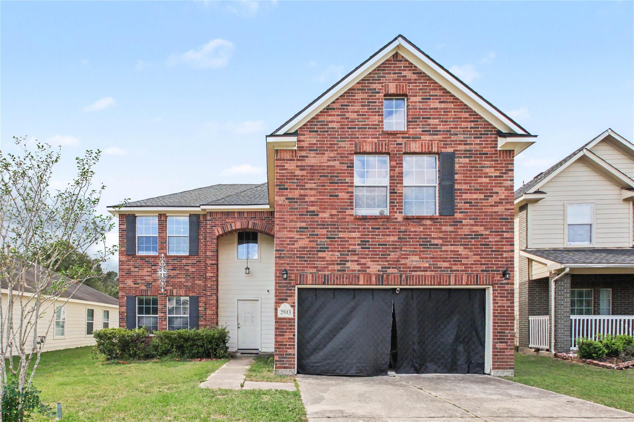 2043 Briar Grove Drive, Conroe Tx 77301 Property Photo 1