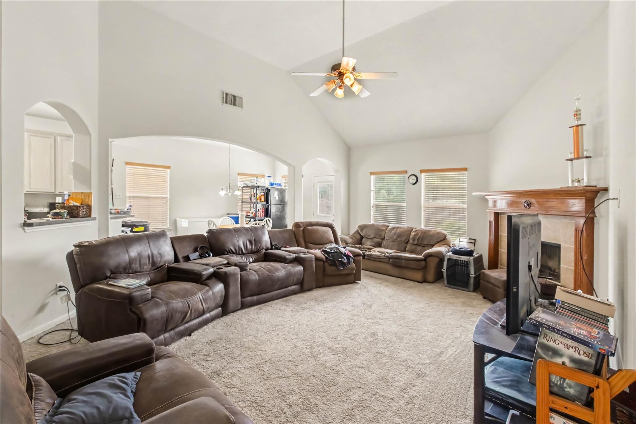 2043 Briar Grove Drive, Conroe Tx 77301 Property Photo 5
