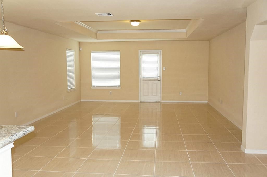19239 Camerons Camp Drive Property Photo 3