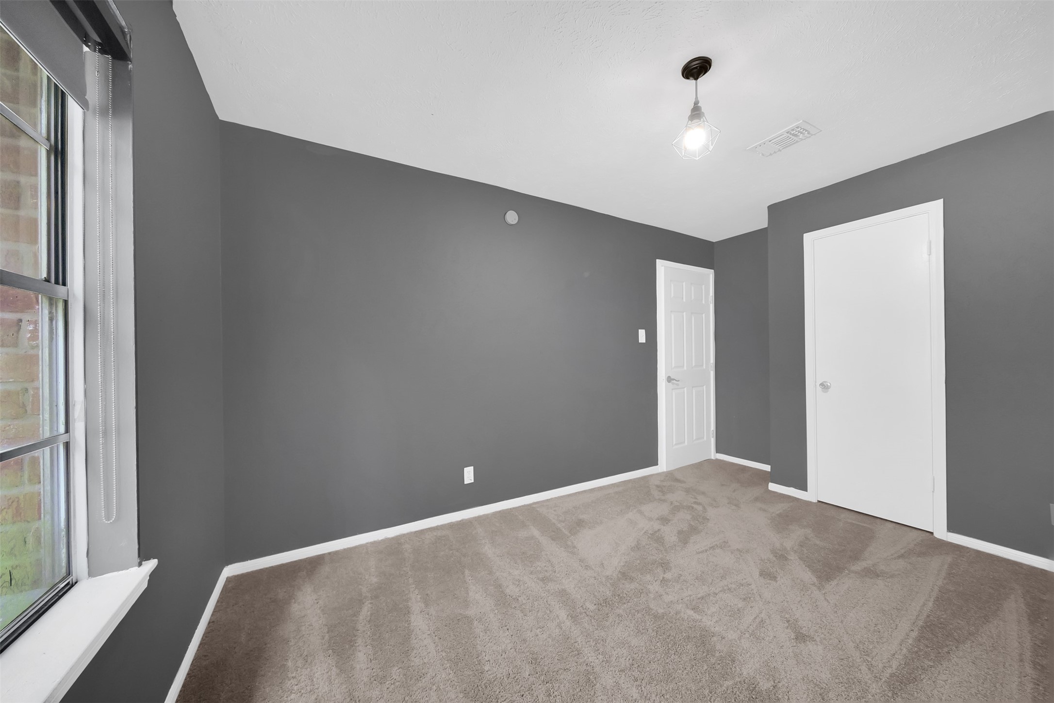 14830 Keelby Property Photo 4