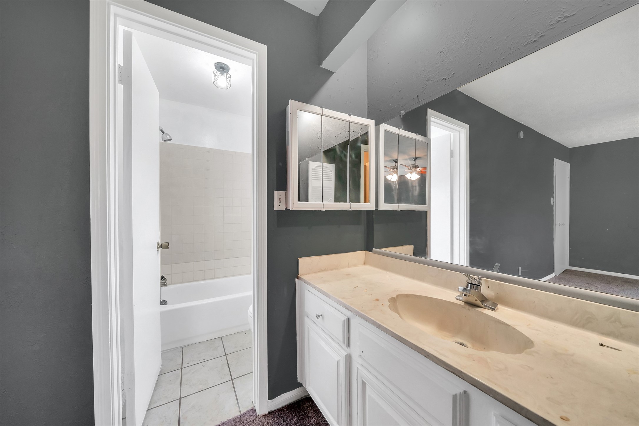 14830 Keelby Property Photo 10