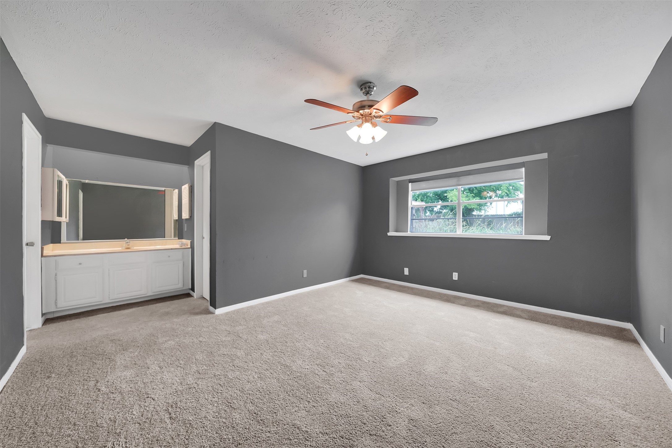 14830 Keelby Property Photo 12