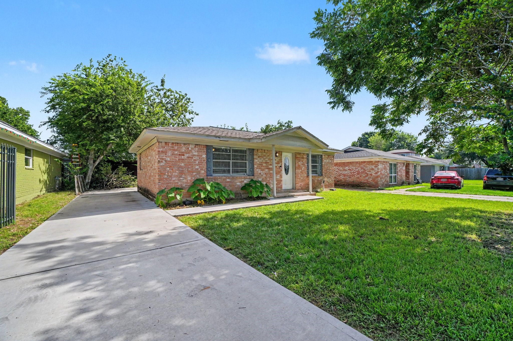 8807 Barton Street Property Photo 2