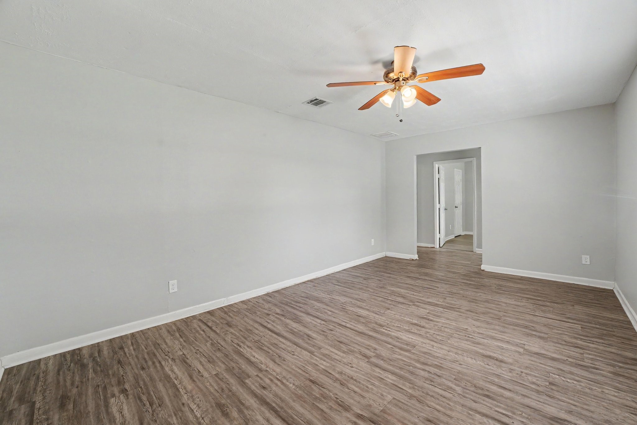 8807 Barton Street Property Photo 9