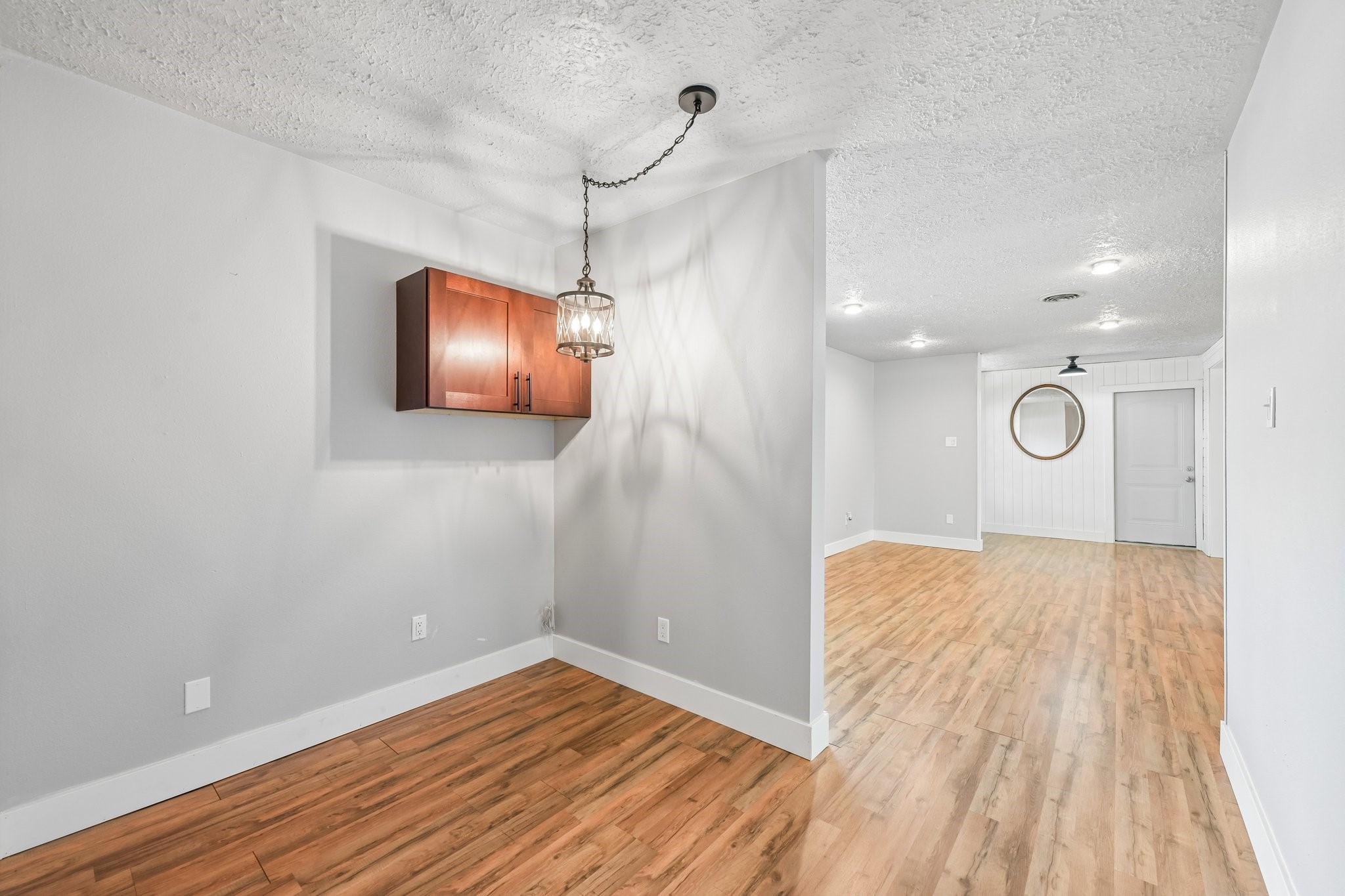 101 W Larkspur Drive Property Photo 14