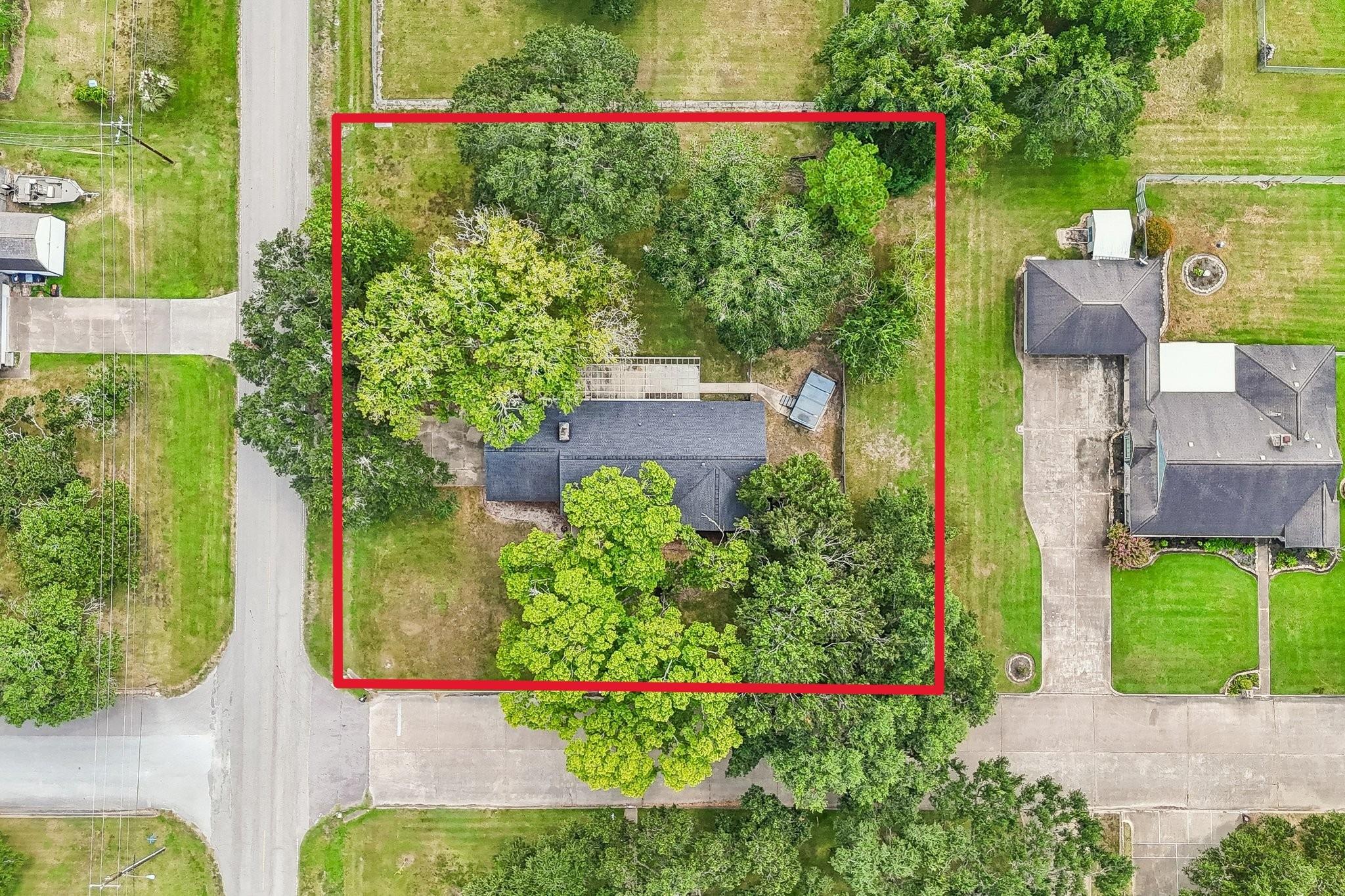 101 W Larkspur Drive Property Photo 32