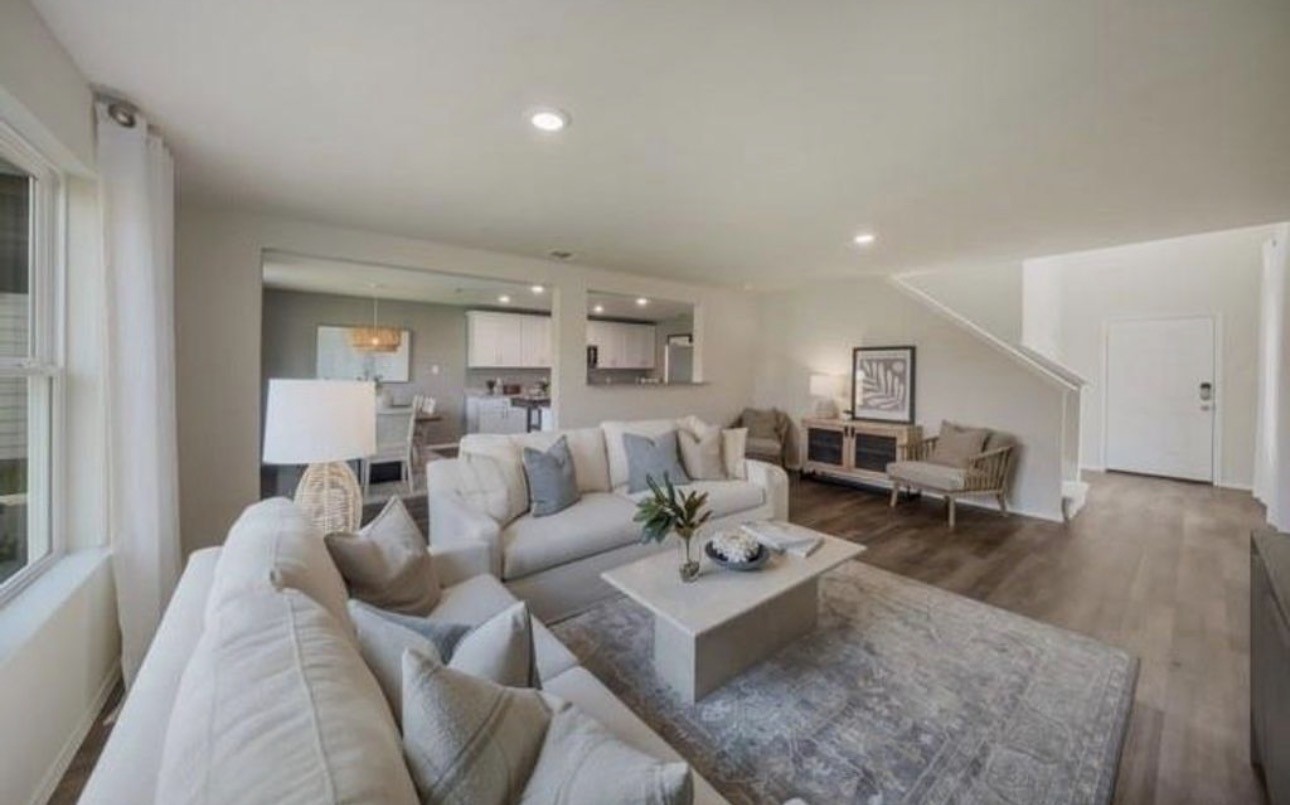 10506 Killdeer Court Property Photo 4