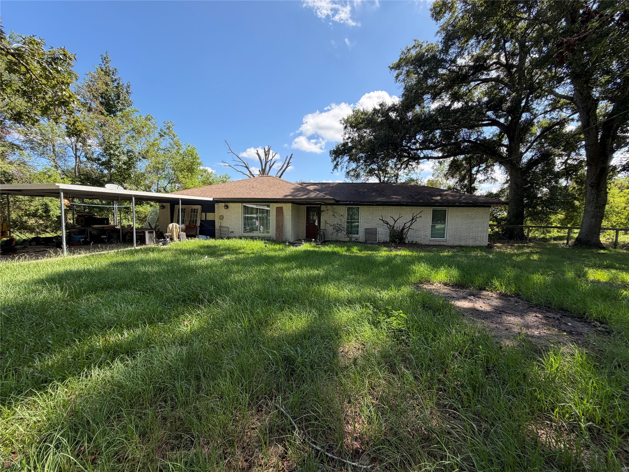 19514 Highway 321 Property Photo 1