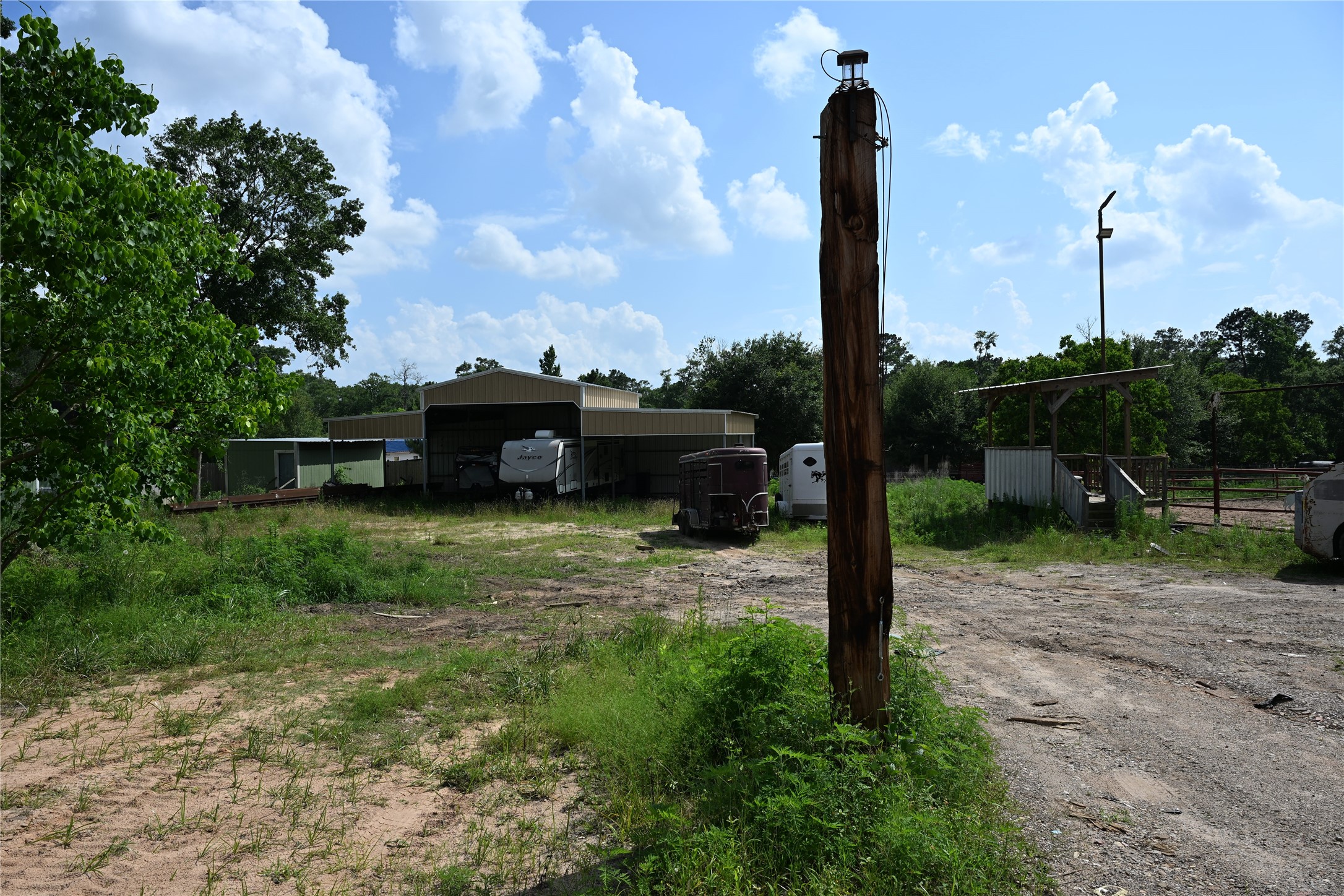 13819 Coaltown Road Property Photo 20