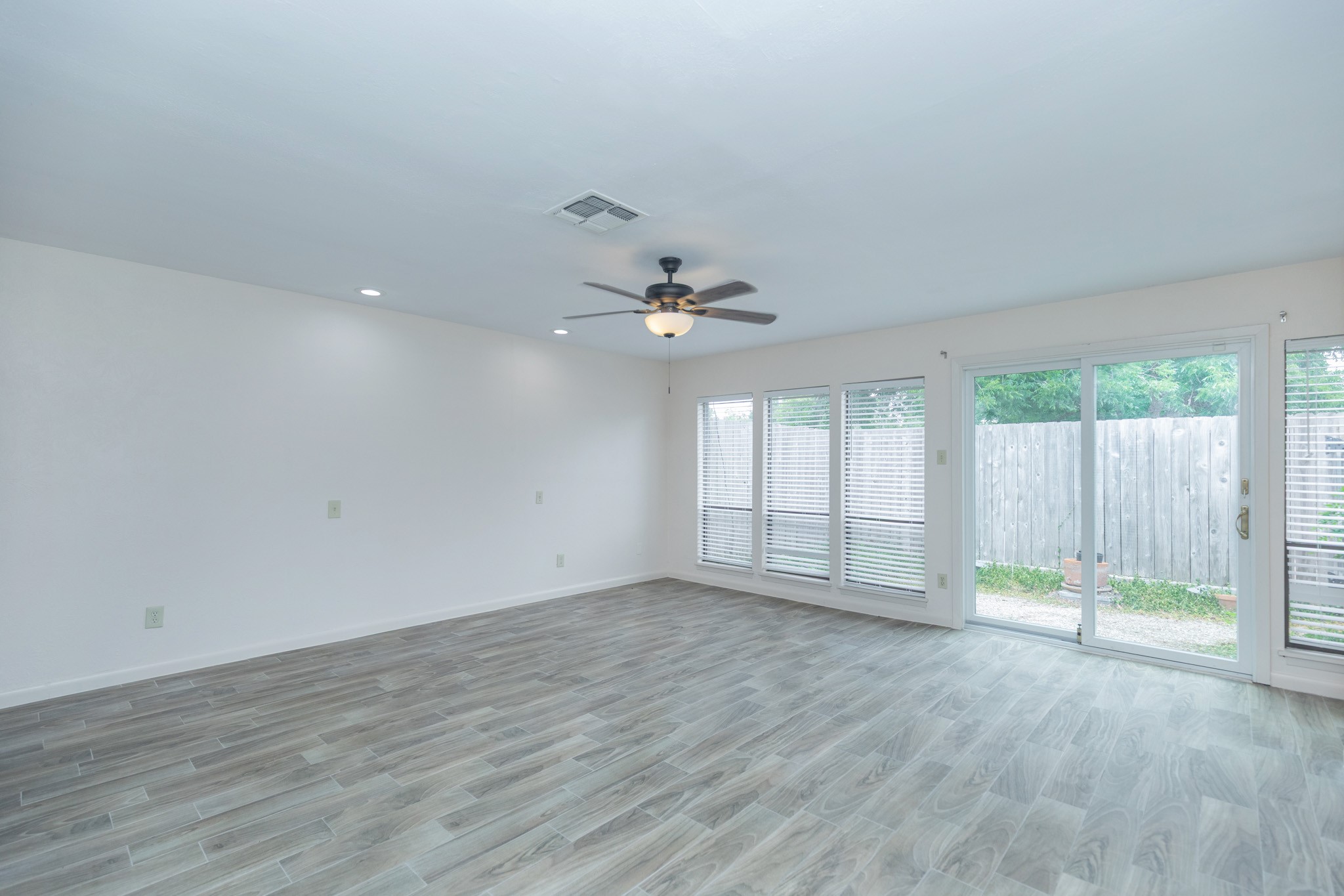 921 Victoria Drive Property Photo 21