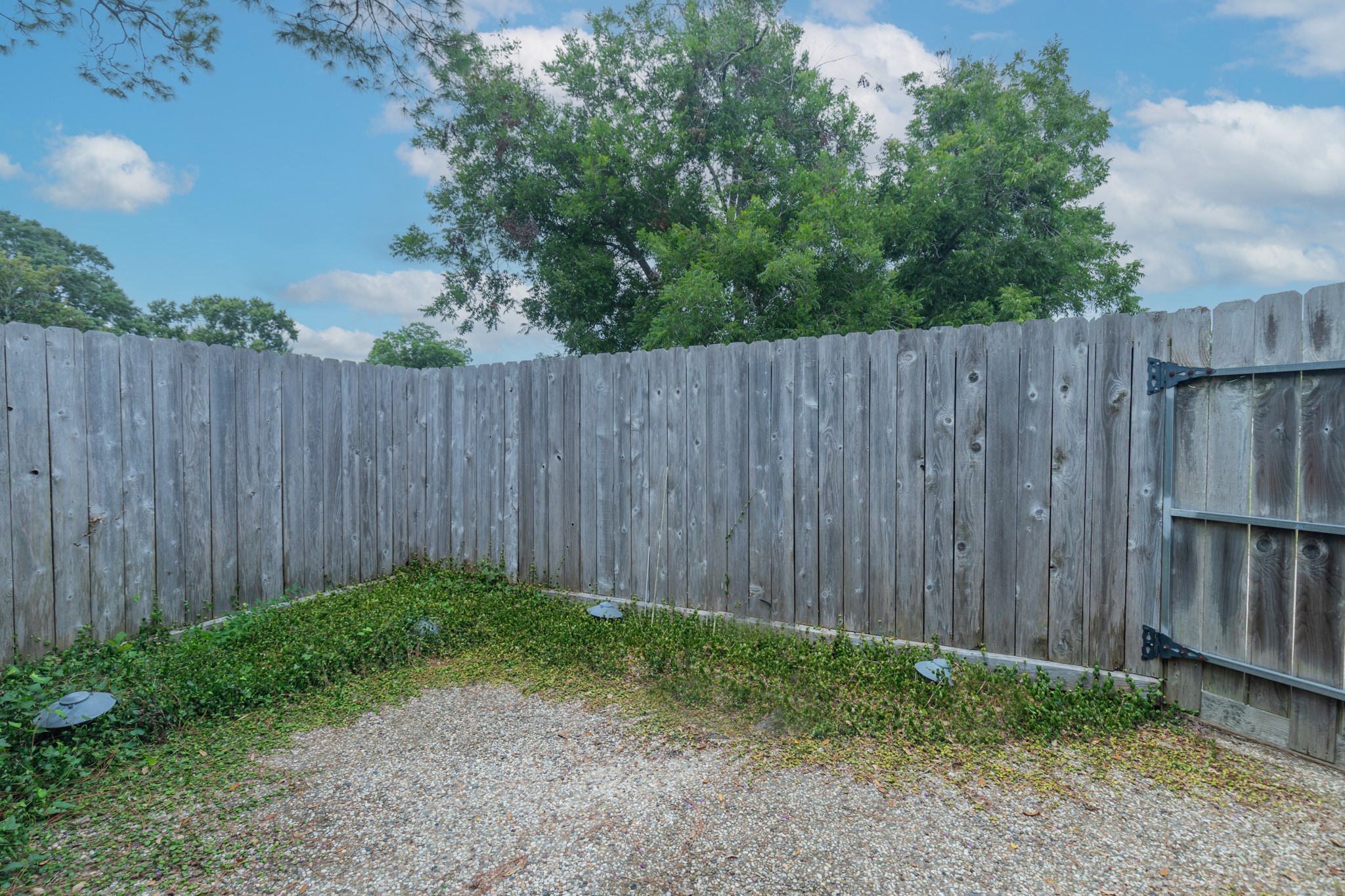 921 Victoria Drive Property Photo 23