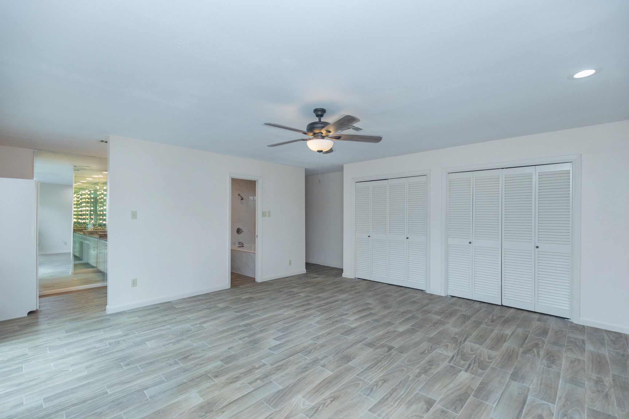 921 Victoria Drive Property Photo 24