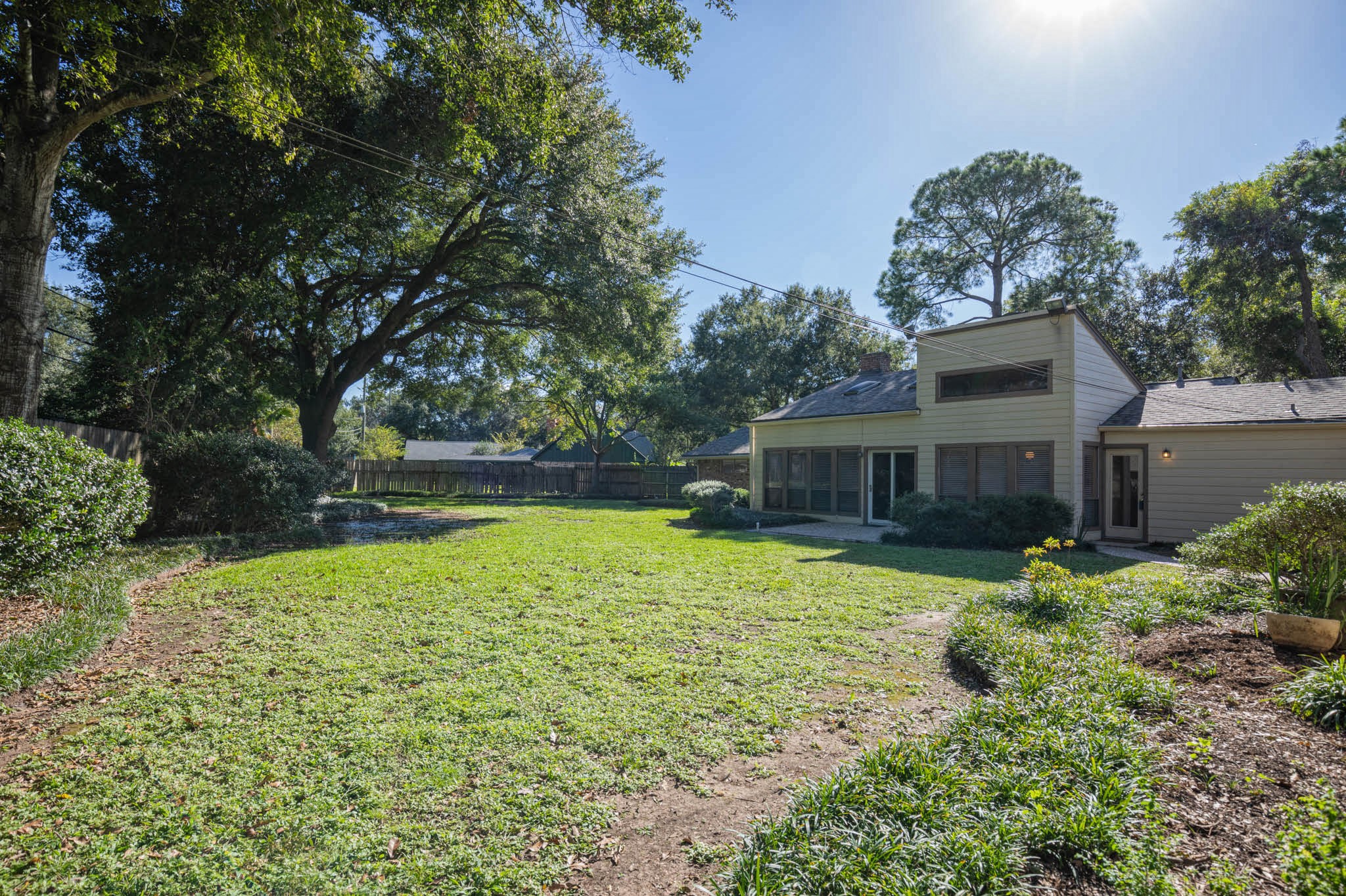 921 Victoria Drive Property Photo 42