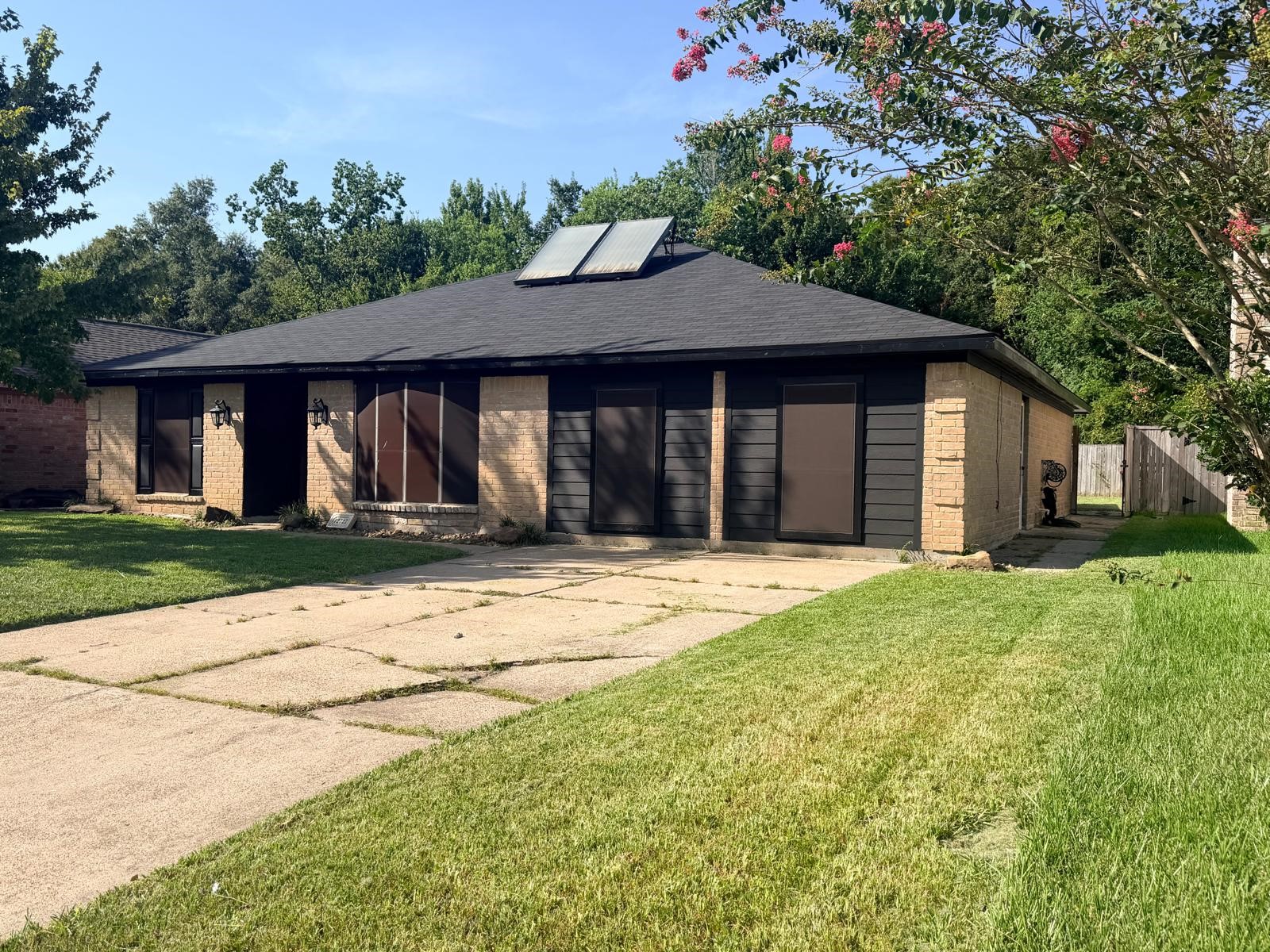 12727 Fern Forest Drive Property Photo 1