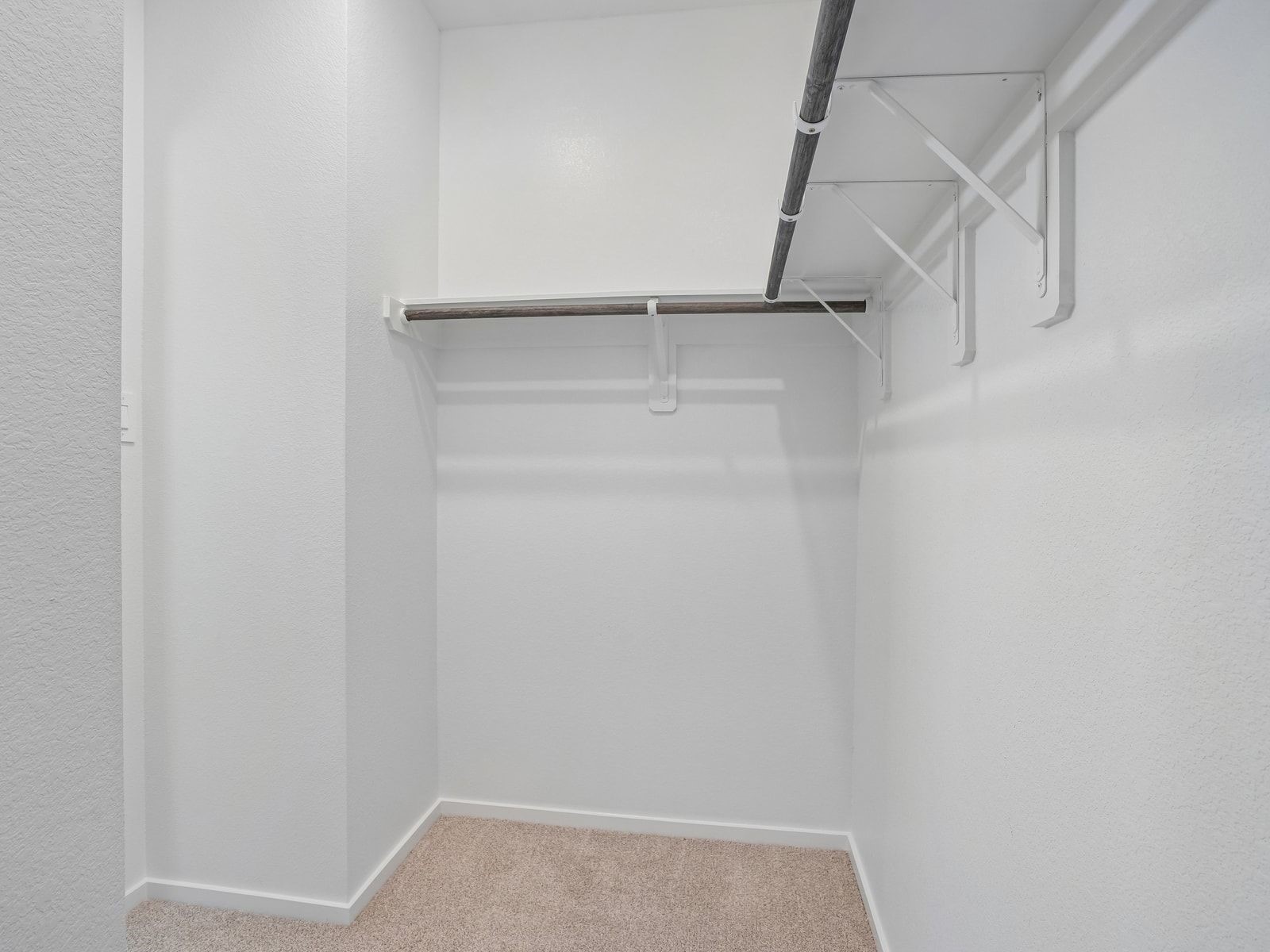 1034 Cedar Place Lane Property Photo 21