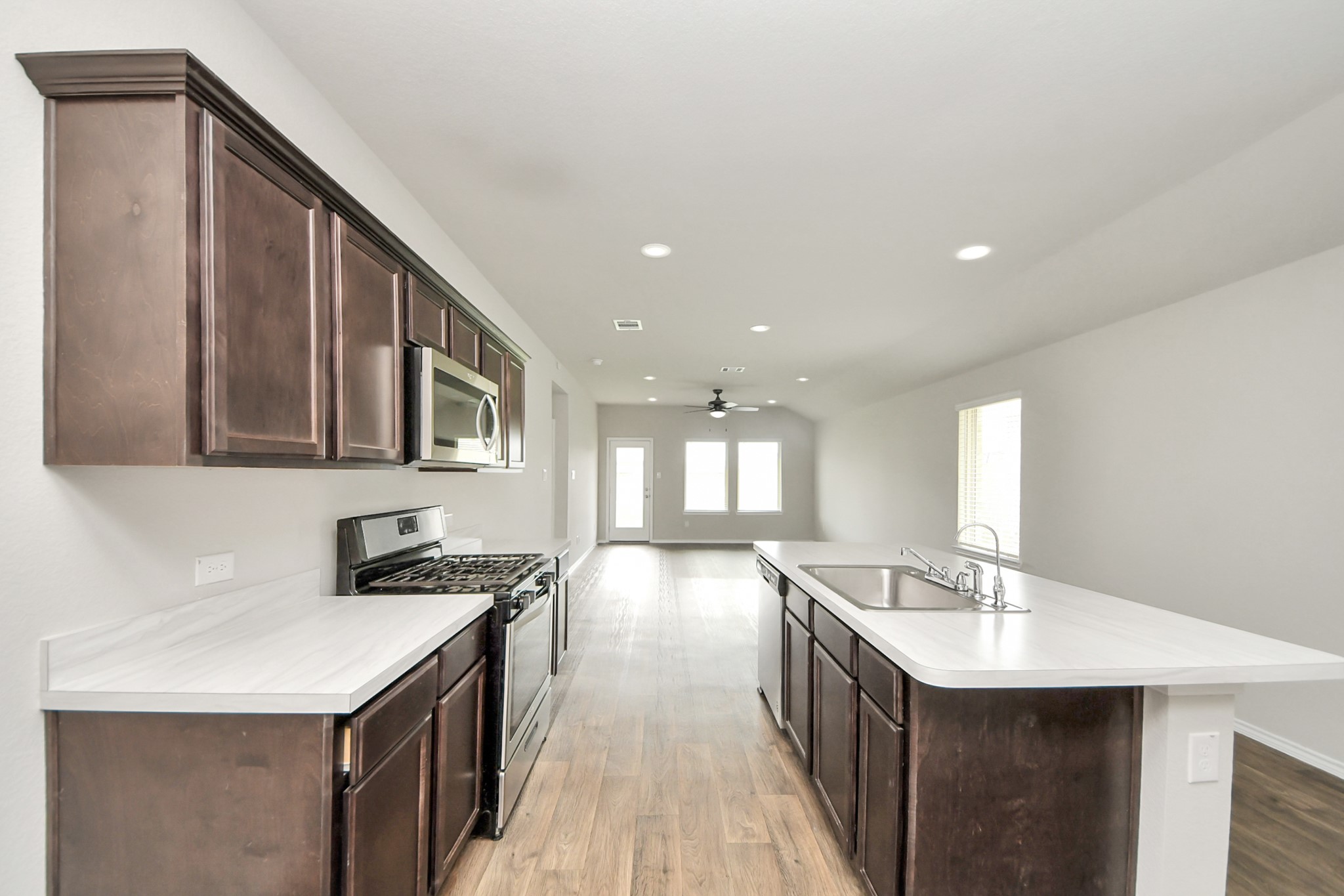 16916 Rich Pines Drive Property Photo 8