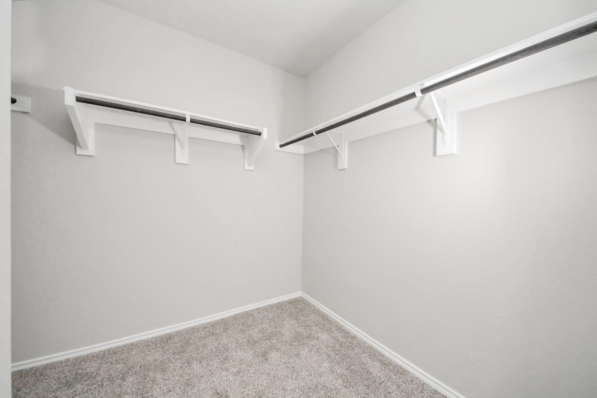 16916 Rich Pines Drive Property Photo 26