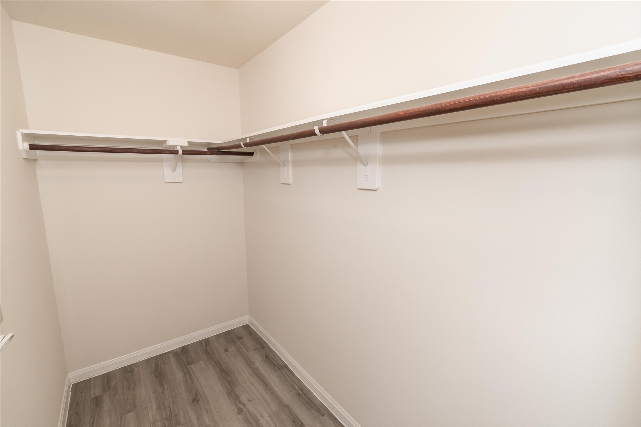3602 Bluebird Park Lane Property Photo 8