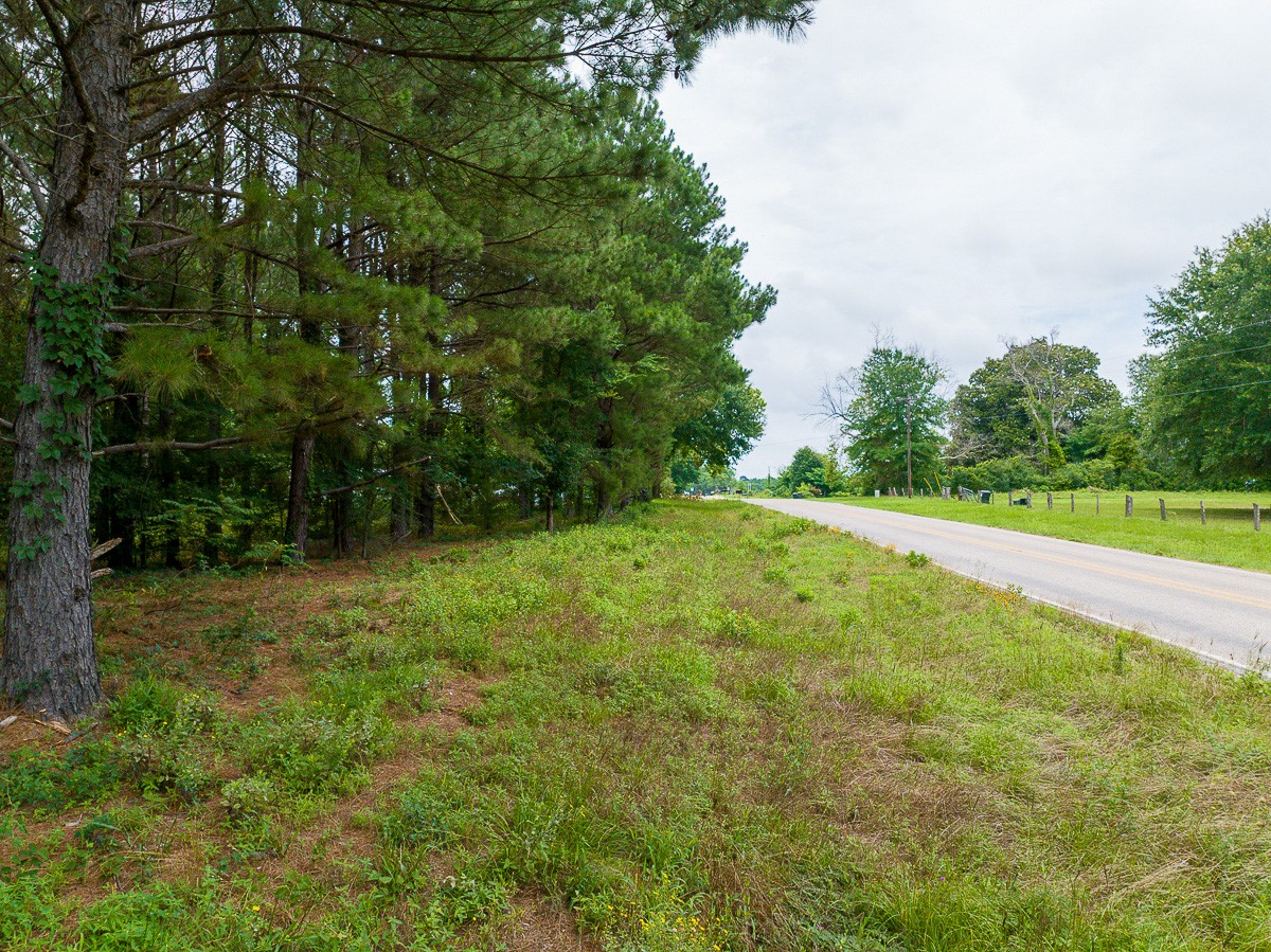 21135 Fm 1252 Property Photo 12