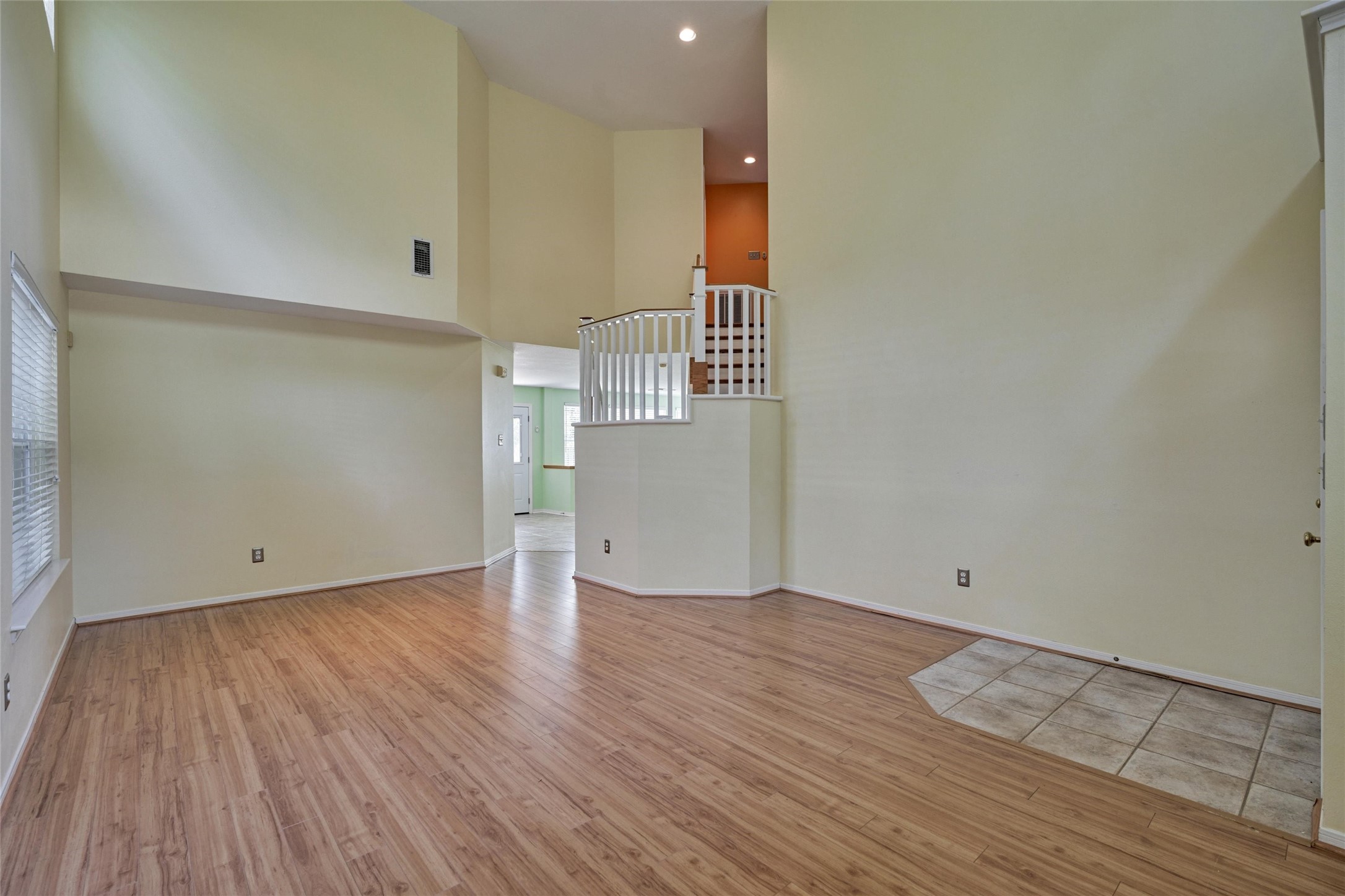 59 W Gaslight Place Property Photo 8