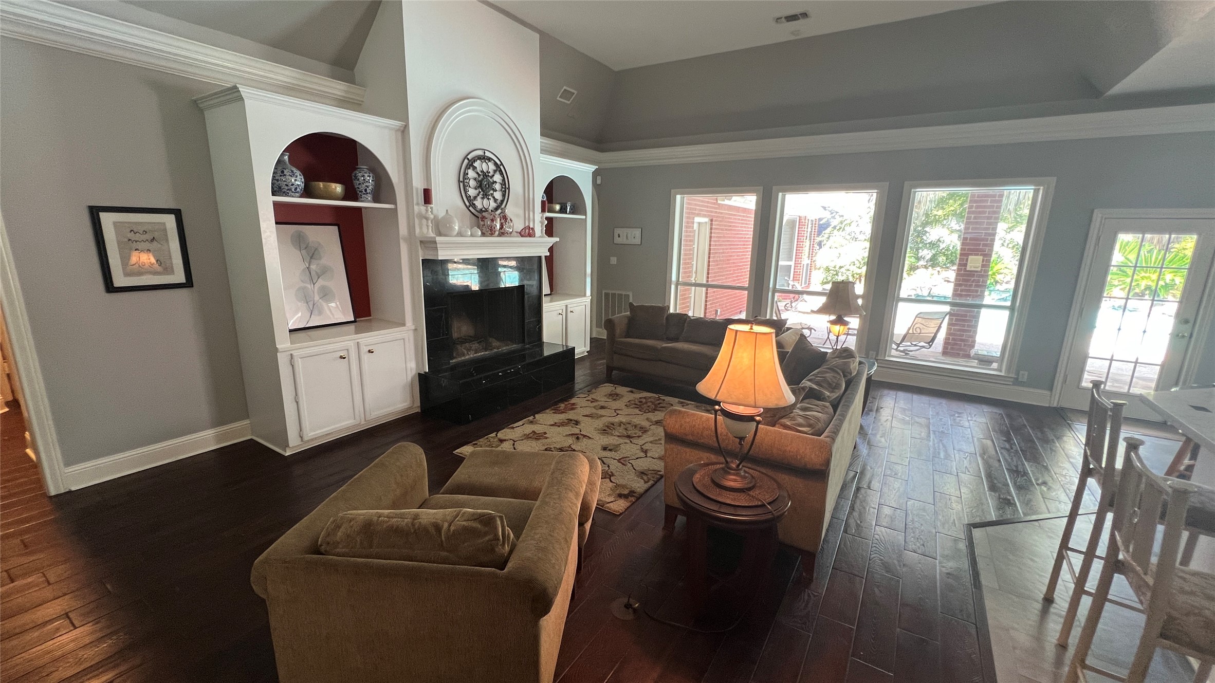122 E Park Drive Property Photo 8